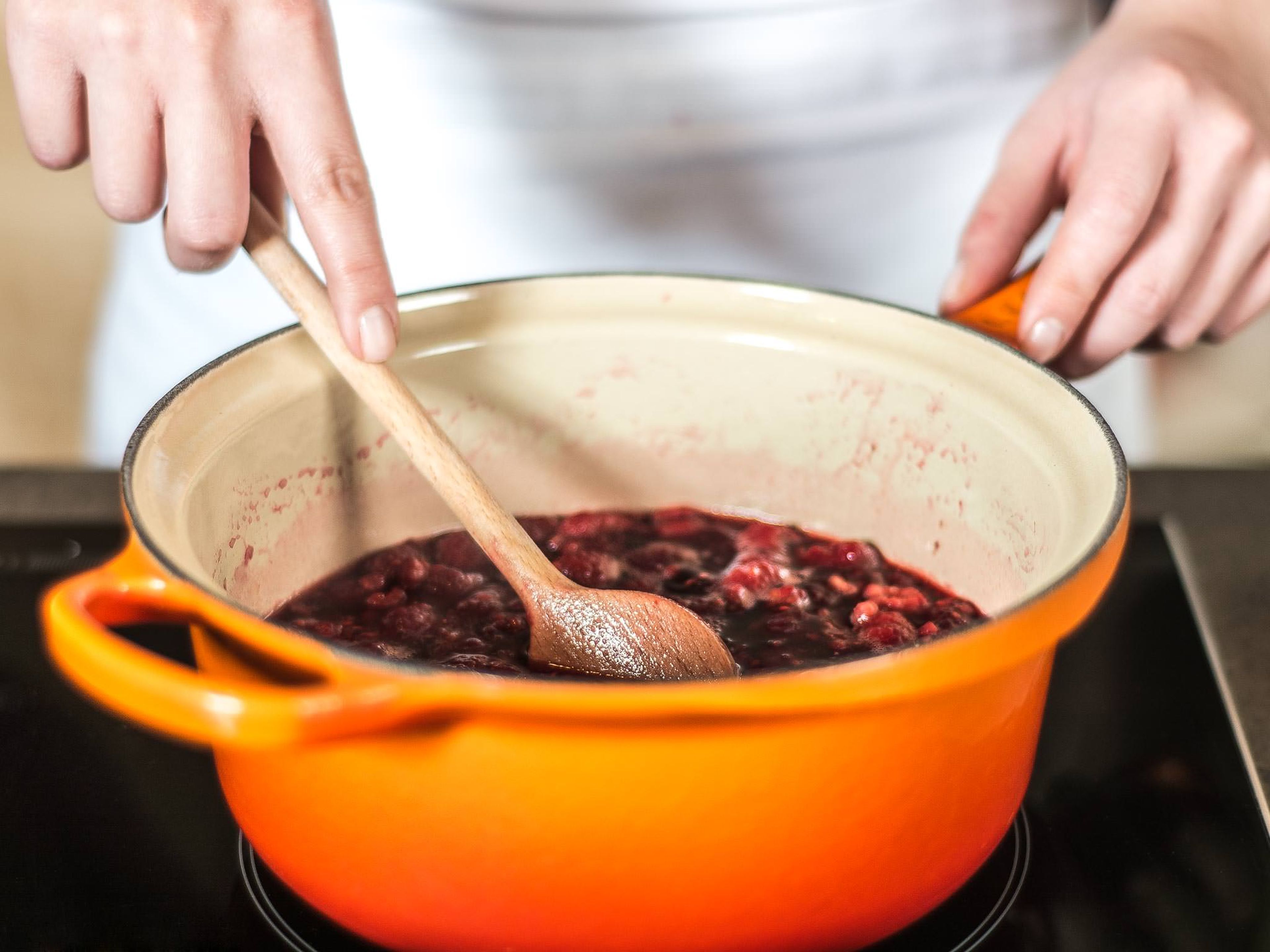 Boil water with sugar, add raspberries and let simmer for approx. 10 – 12 min. on low heat.