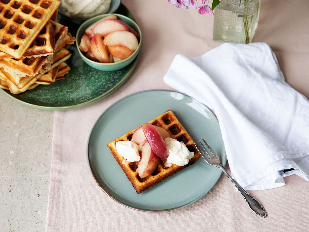 Belgian buttermilk waffles with caramelized peaches and mascarpone