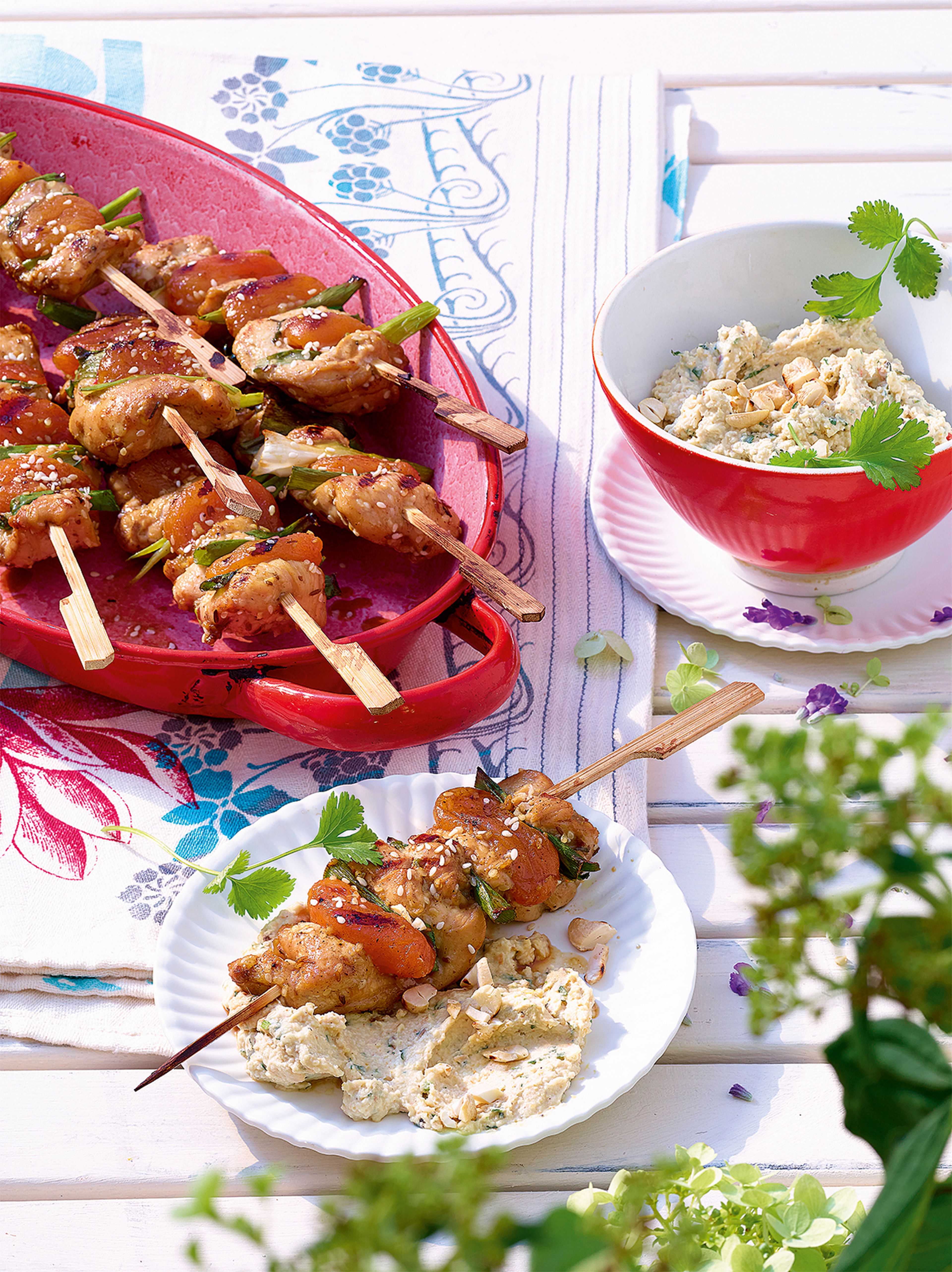 Hühnchen-Kebap mit Cashew-Dip