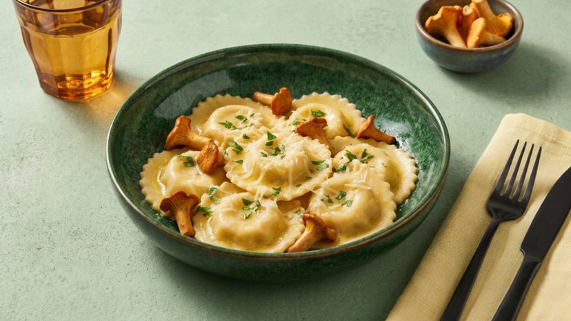 Hausgemachte Pfifferling-Ravioli für die Pilzsaison