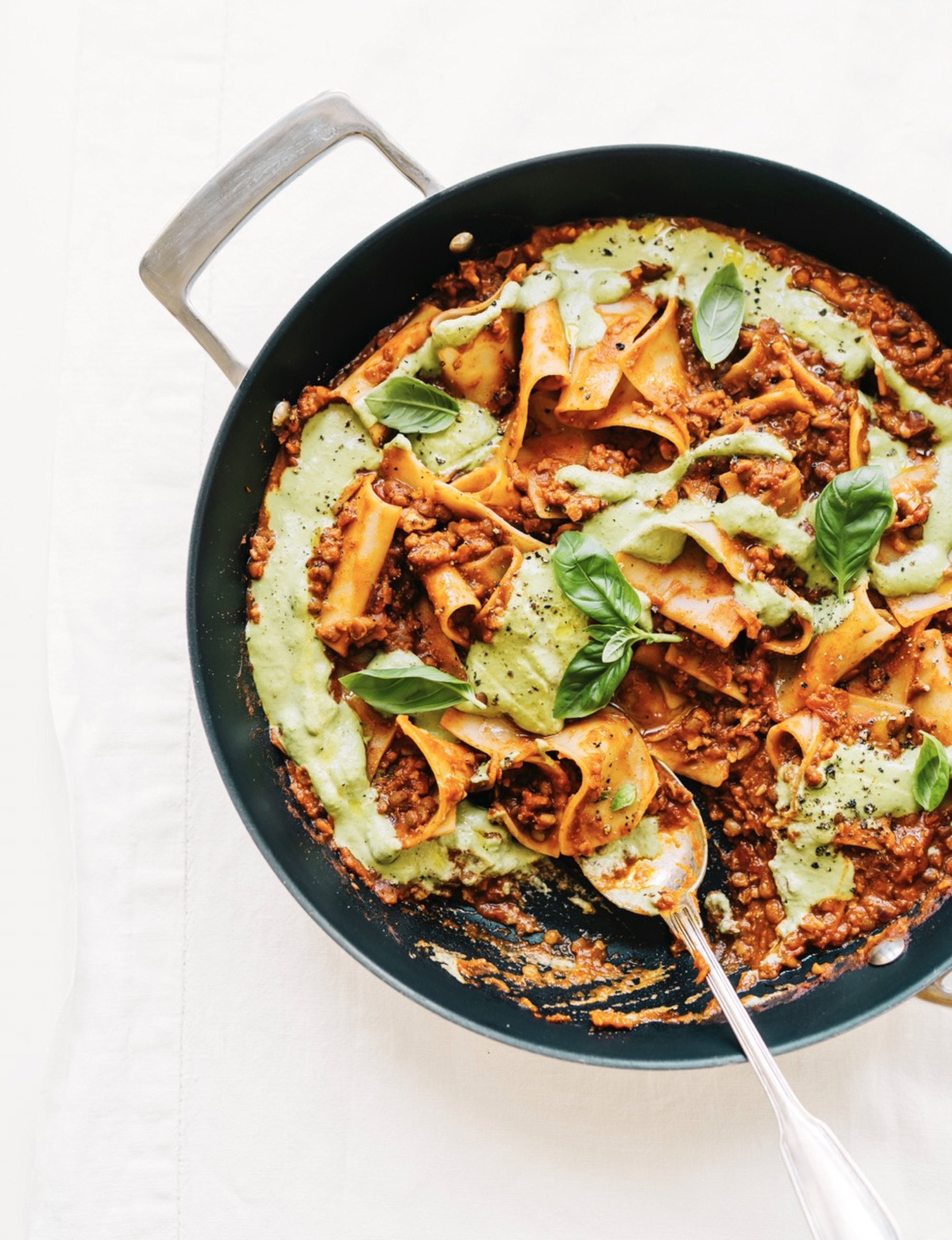 Pan-lasagna with walnut and lentil ragout