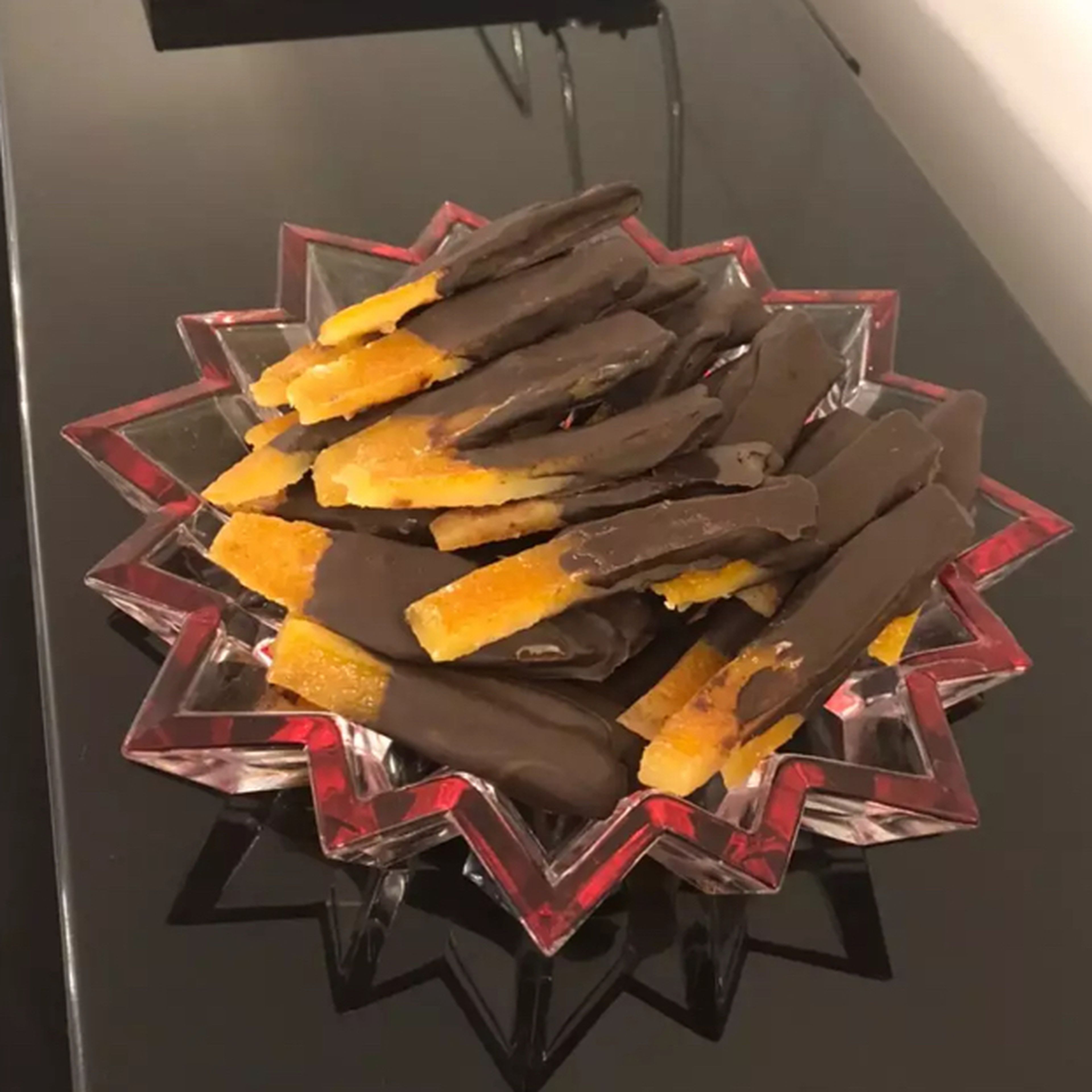 Now we separate the chocolates from the paper and put them in a chocolate dish. I think it tastes unique. Try and enjoy.