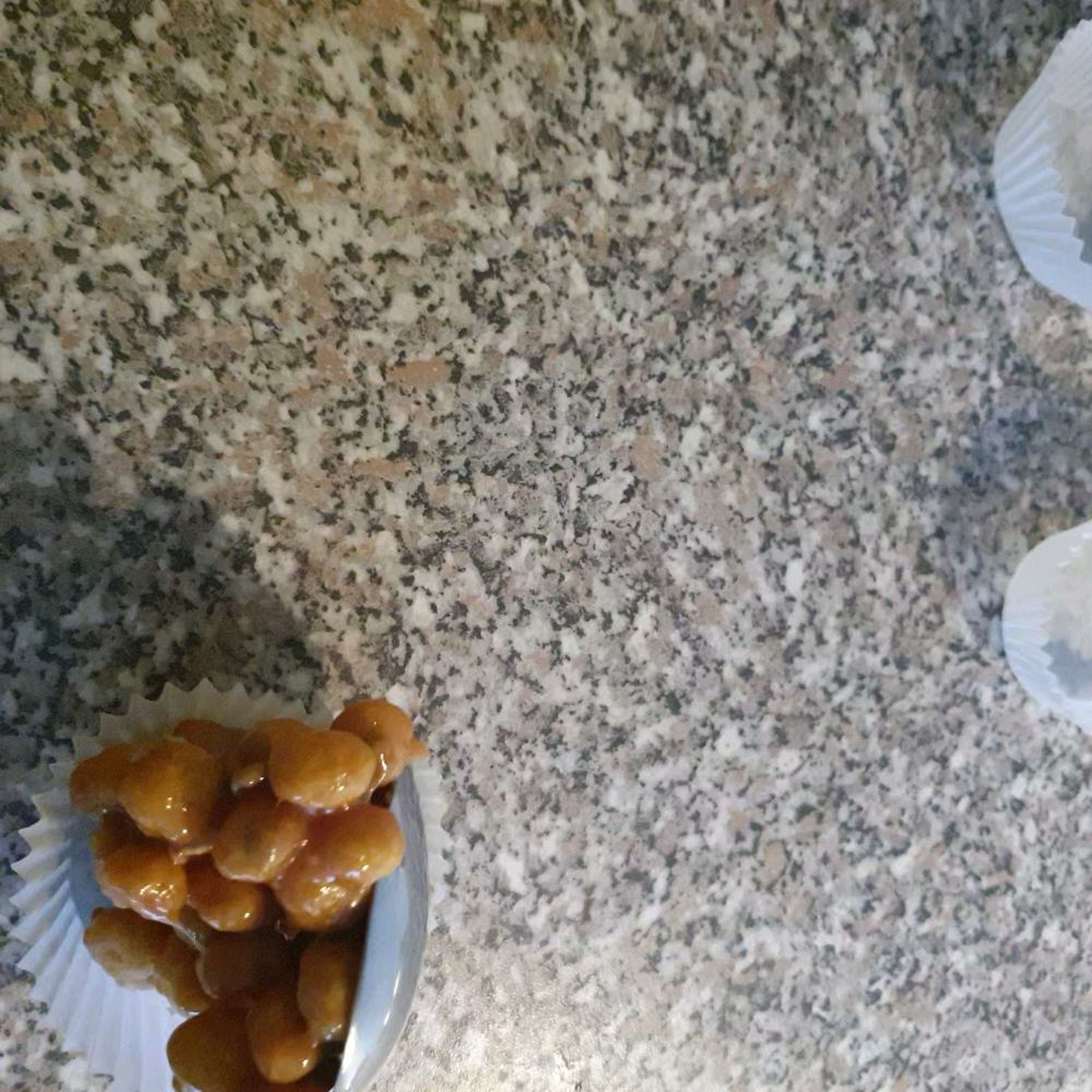 Fünfter Schritt, in Muffin Förmchen legen und trocknen lassen.
