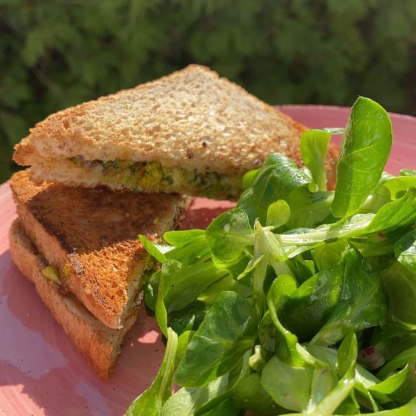 Grilled Cheese Sandwich mit Brokkoli