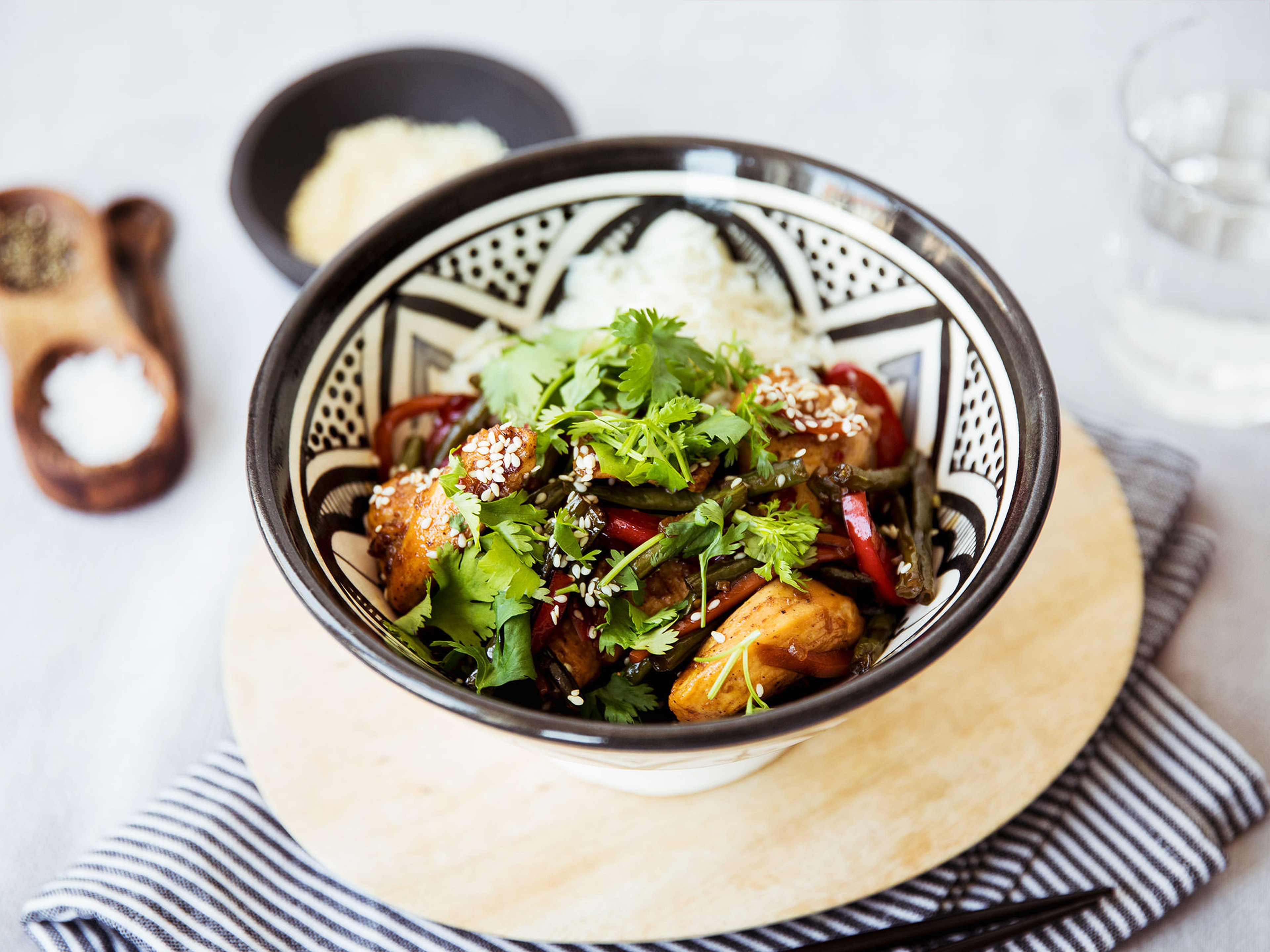 Stir-fried sweet soy chicken