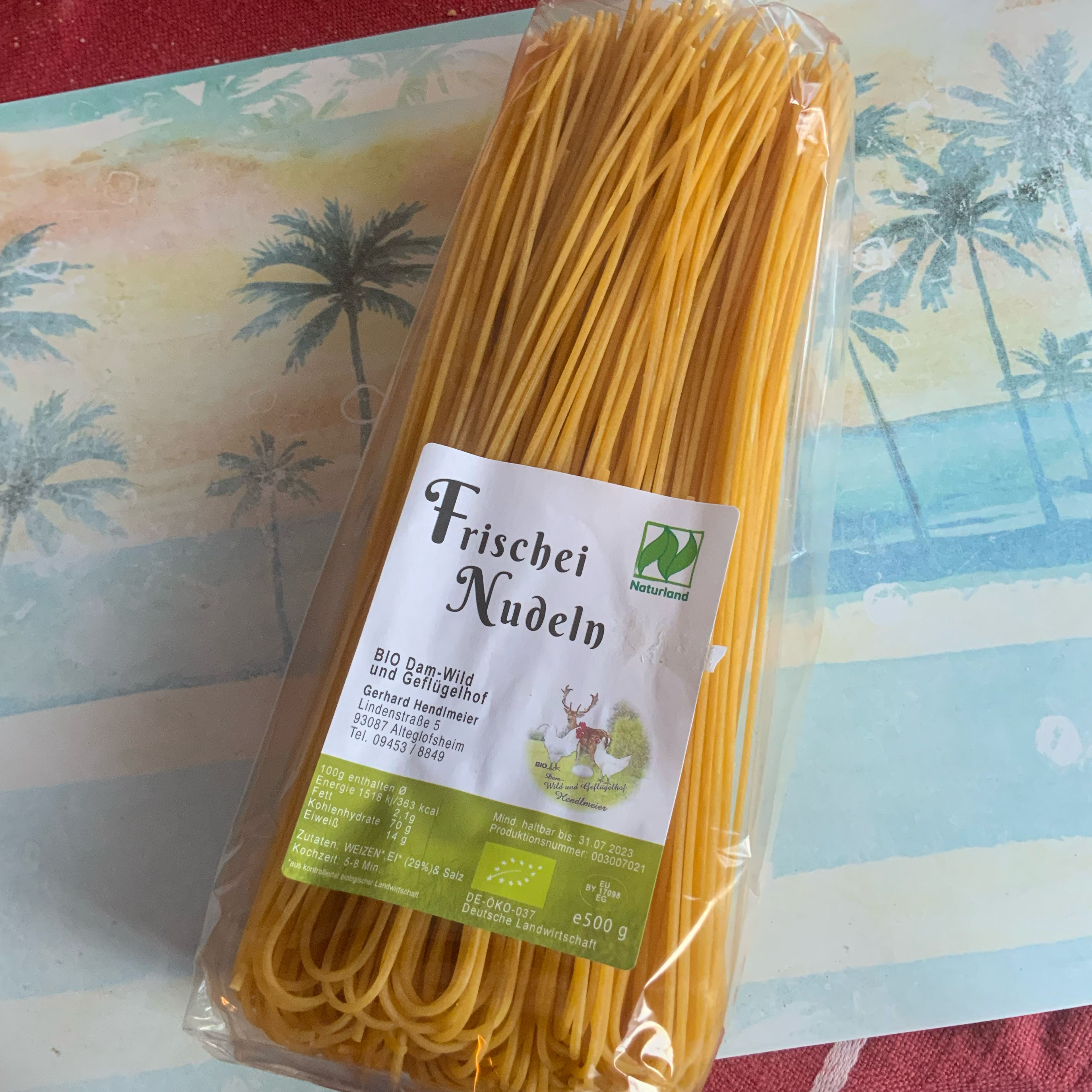 Bei Spaghetti schlage ich auch etwas „aus der Art“. Trotz guten Supermercato mit Original Italienerspaghetti schmecken mir die von Naturland besser. Meist, nicht immer nehme ich daher diese feinen Biospaghetti.