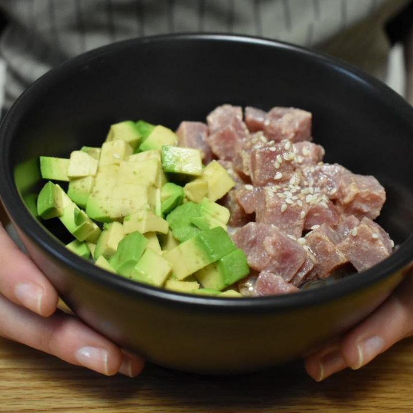 Simple avocado and tuna bowl
