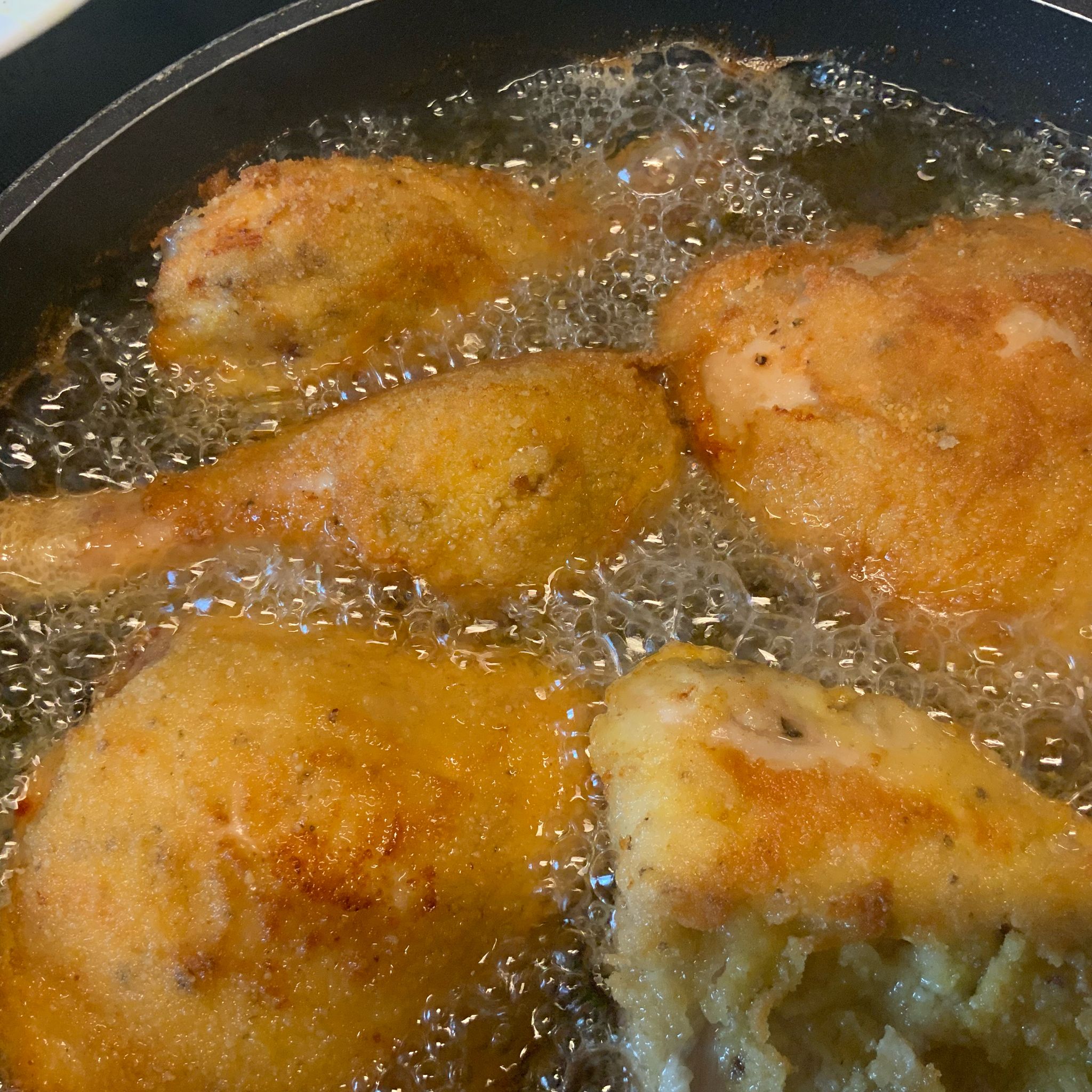 Wiener Backhendl mit Gurken-Kartoffelsalat | Rezept | Kitchen Stories