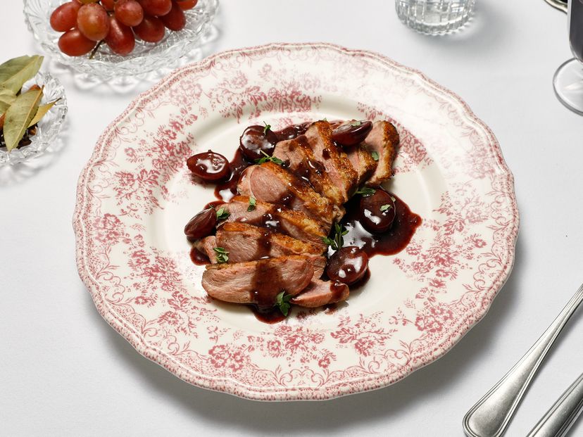 Foolproof crispy duck breast with red wine sauce