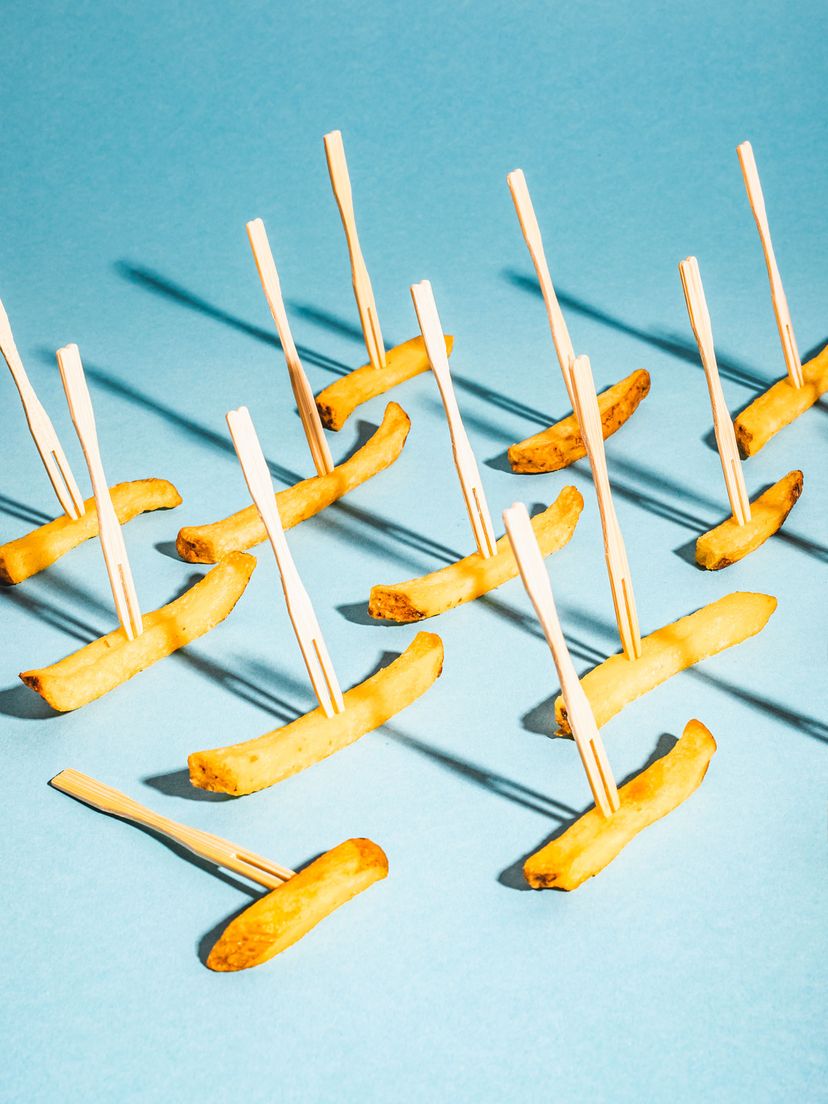 Pommes und Meet-ups: Koreanischer Trend, bei dem Fremde gemeinsam Pommes-Türme essen