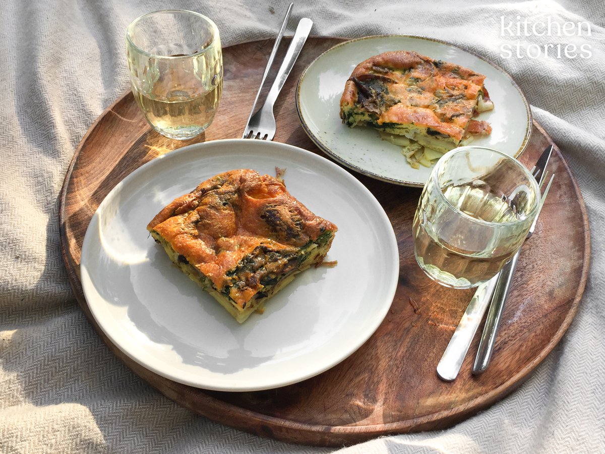 Easy breakfast casserole | Recipe | Kitchen Stories