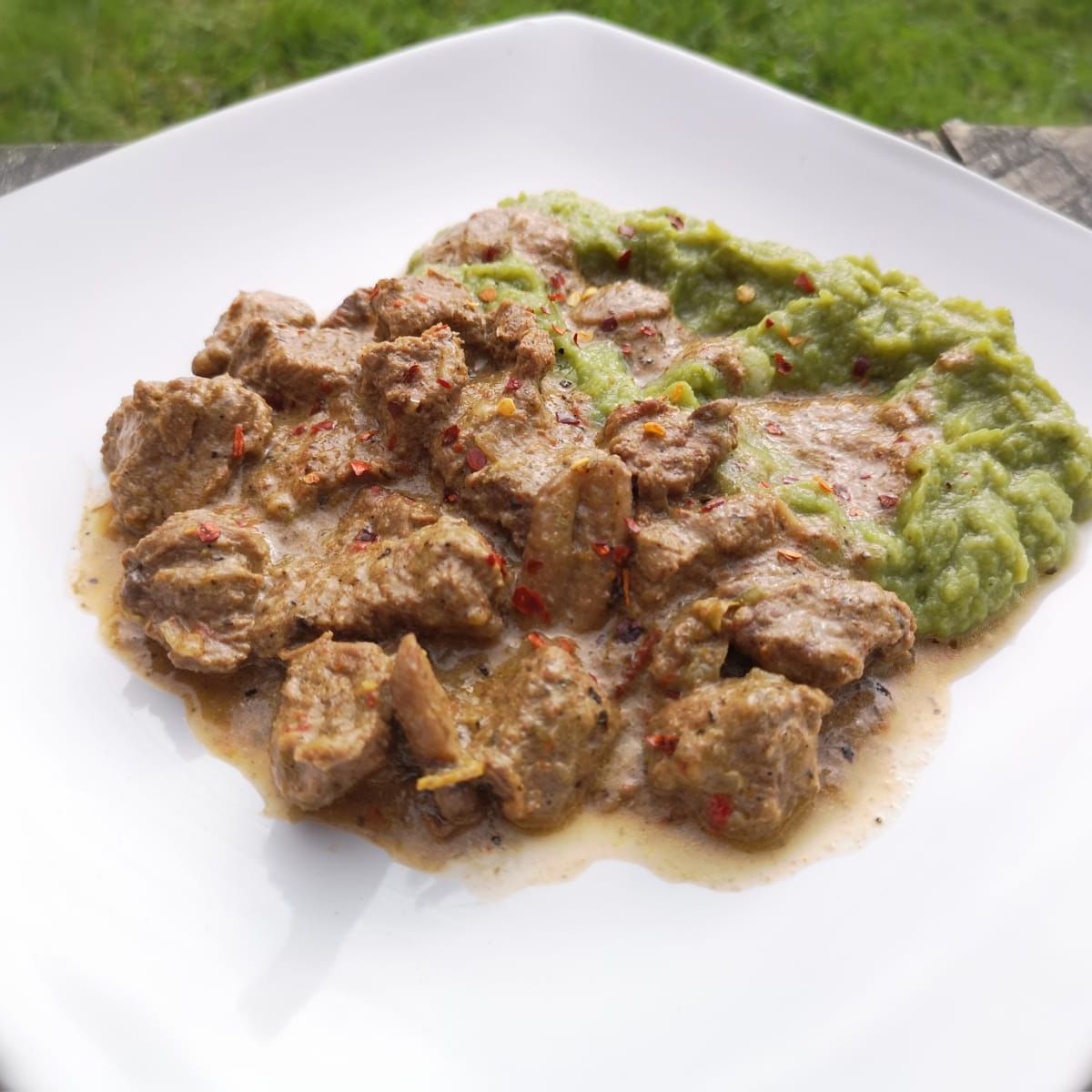 Keto creamy beef and mushrooms | Recipe | Kitchen Stories