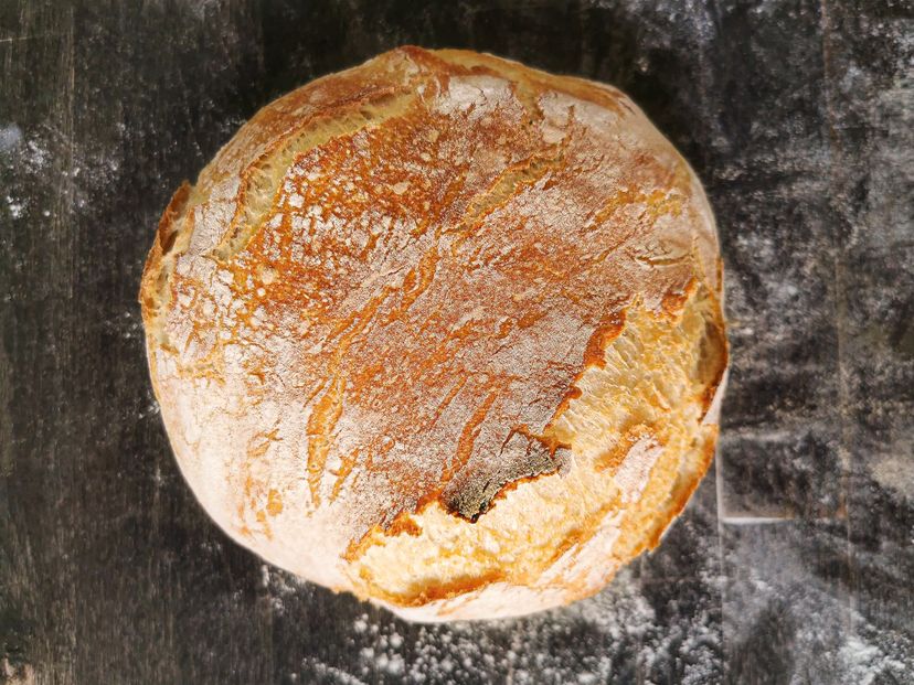 Make no-knead bread with Christian