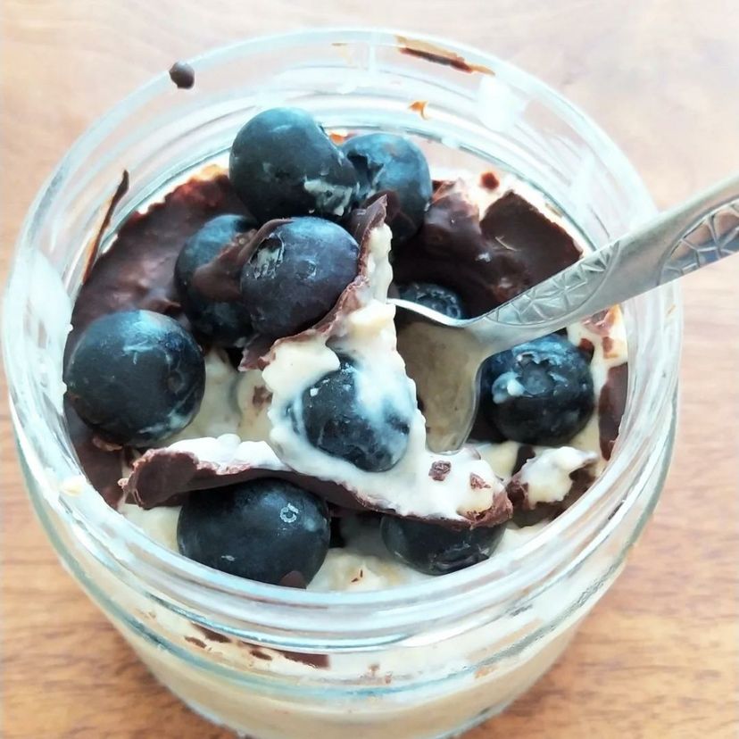 Blueberry overnight oats