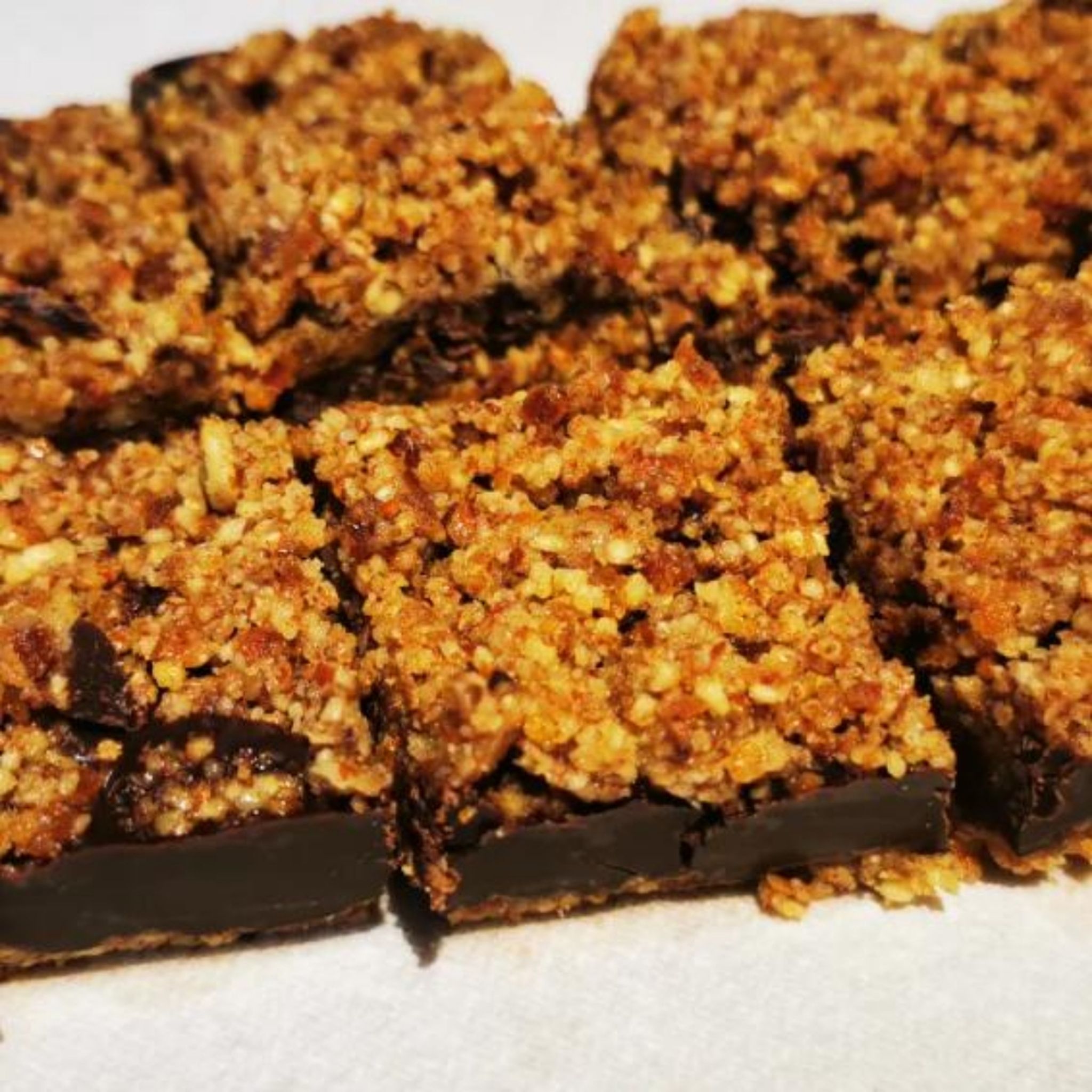 Pecan chocolate crumble
