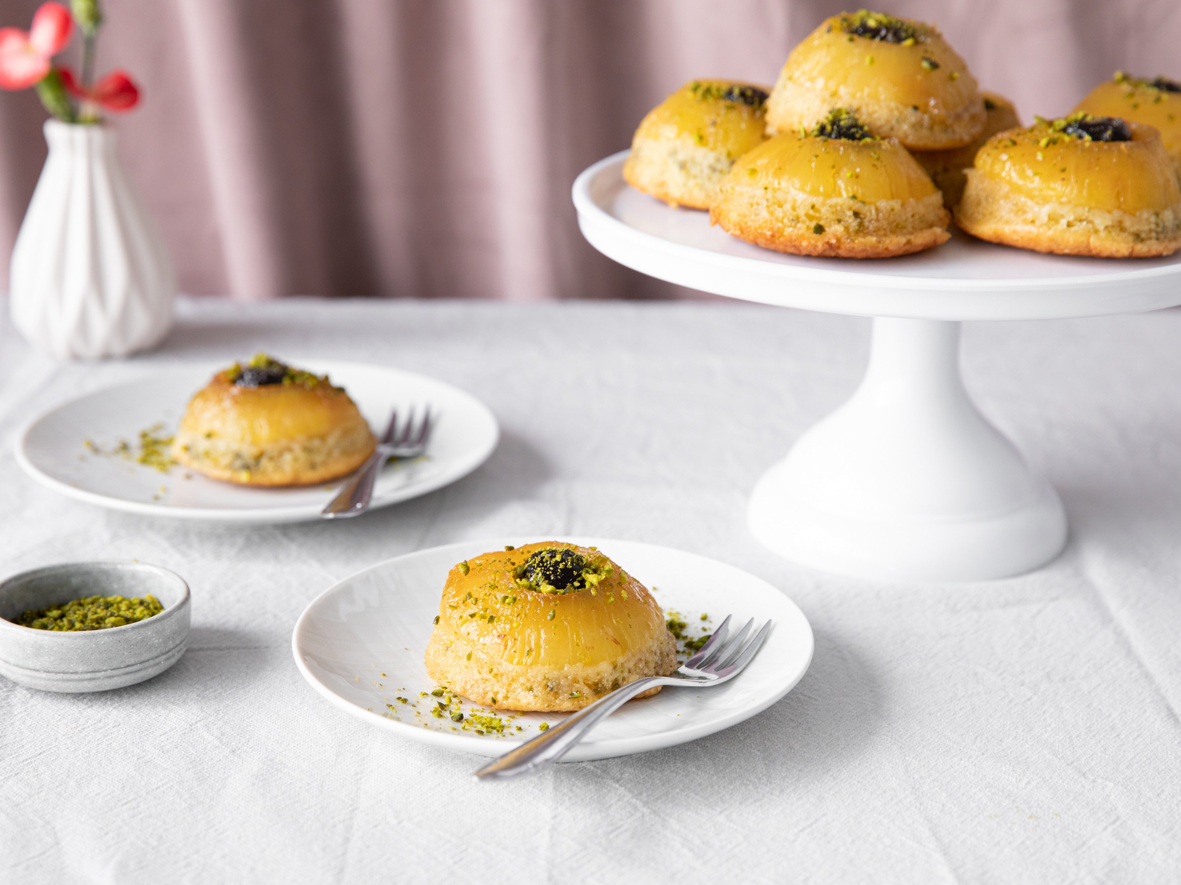 Mini pineapple upside-down cakes