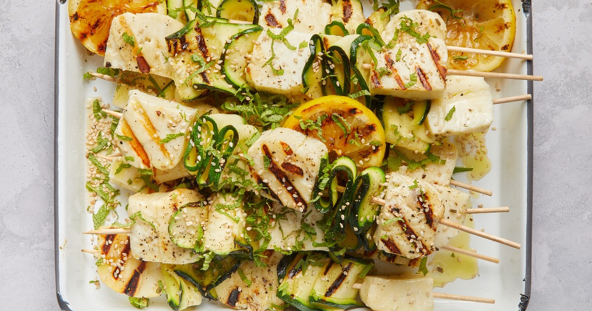 Grilled halloumi and zucchini skewers Recipe Kitchen Stories