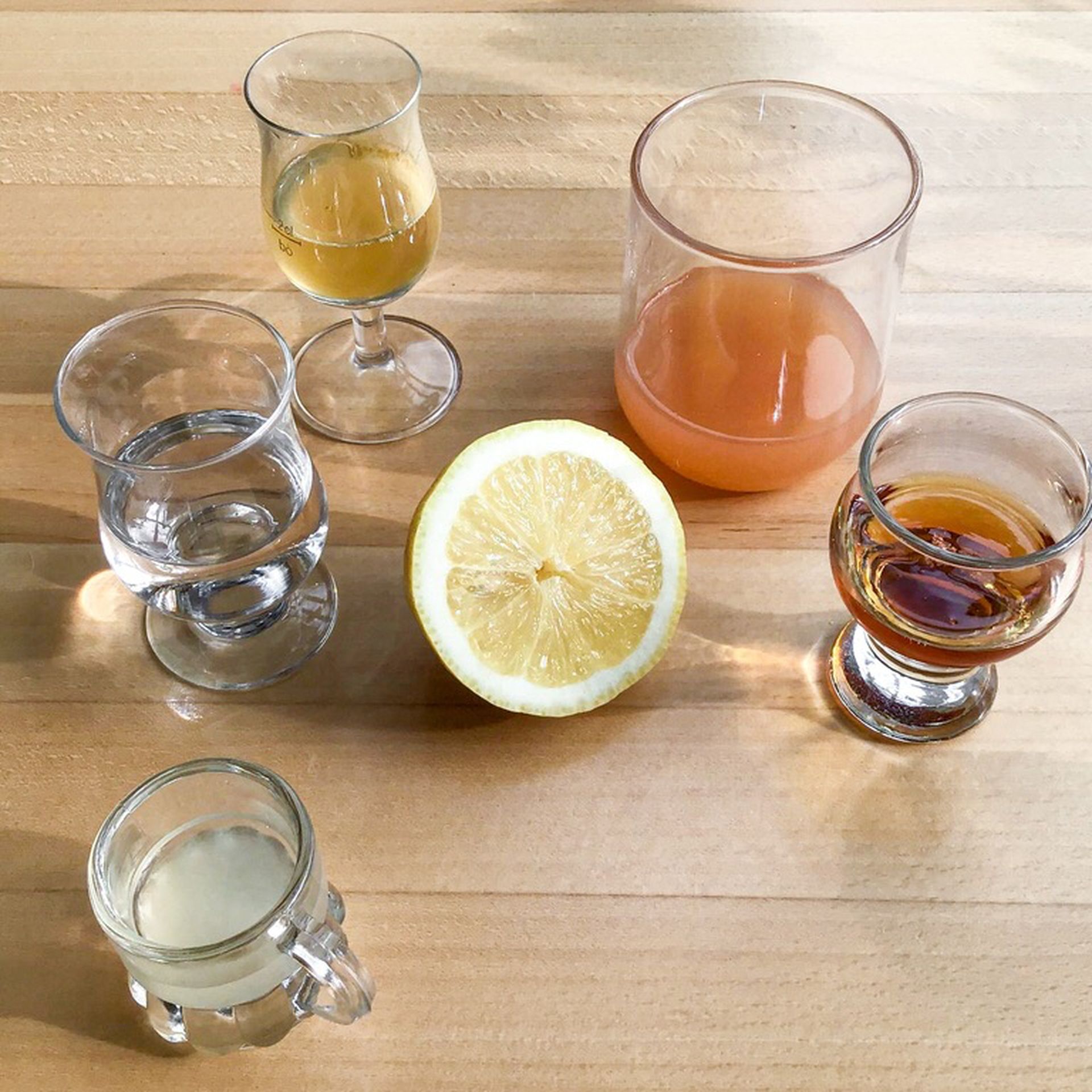 Aquafaba gin sour Recipe Kitchen Stories