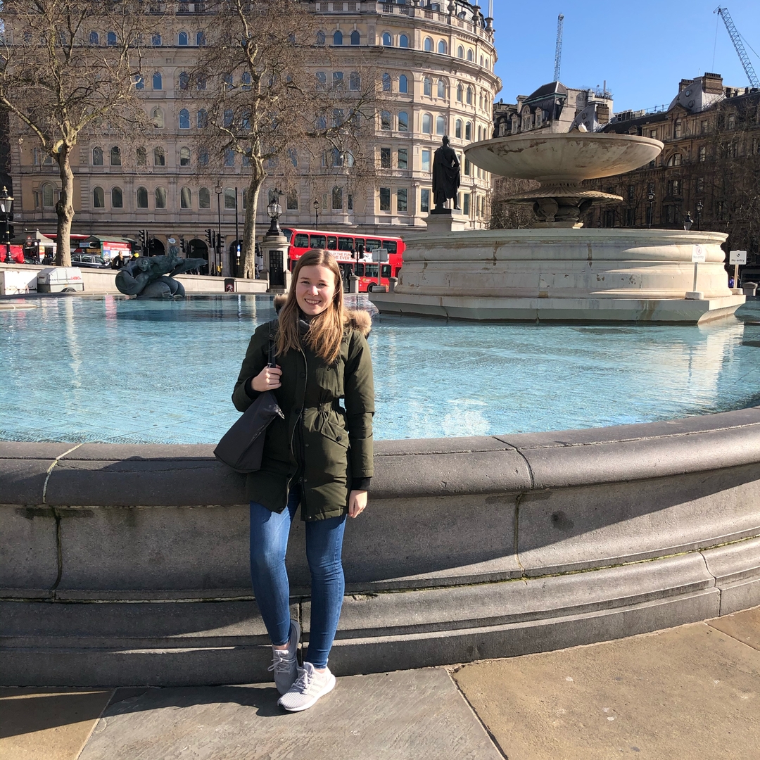 Partybrötchen mit Tomaten und Kernen | Rezept | Kitchen Stories