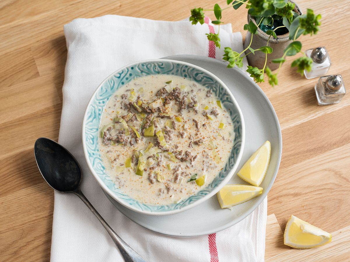 German-style leek and cheese soup | Recipe | Kitchen Stories