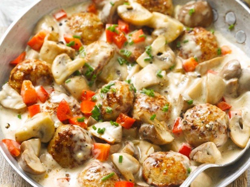 Pilz-Pfanne mit Veganen Mühlen Frikadellen Minis