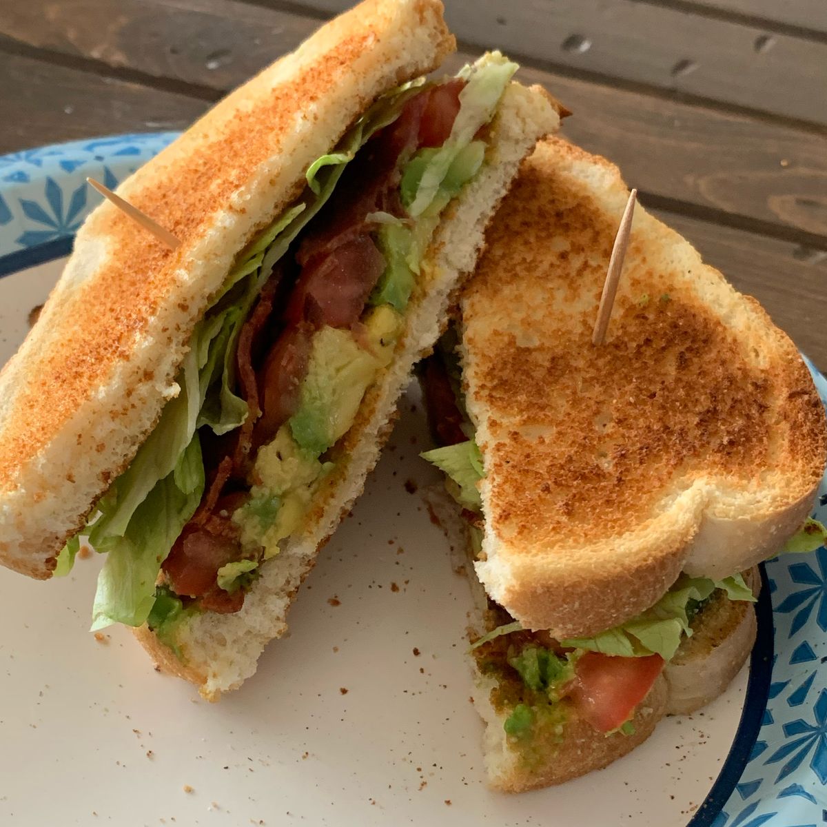 BLTA Sandwich | Recipe | Kitchen Stories