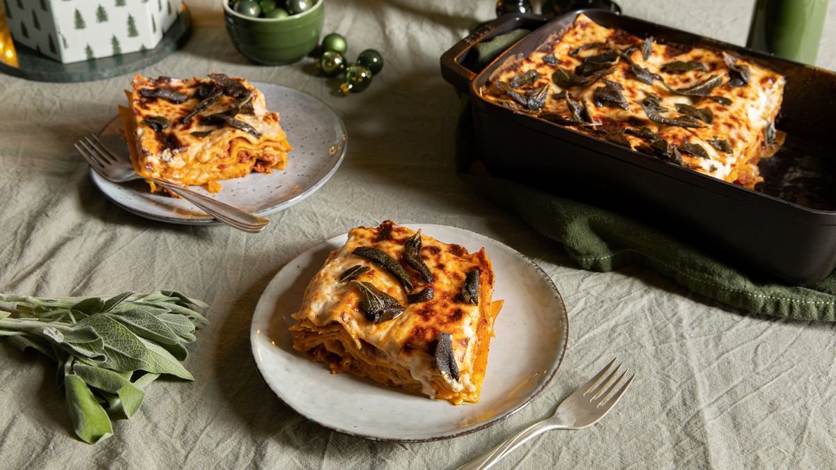 Italian sausage and sage lasagna | Recipe | Kitchen Stories