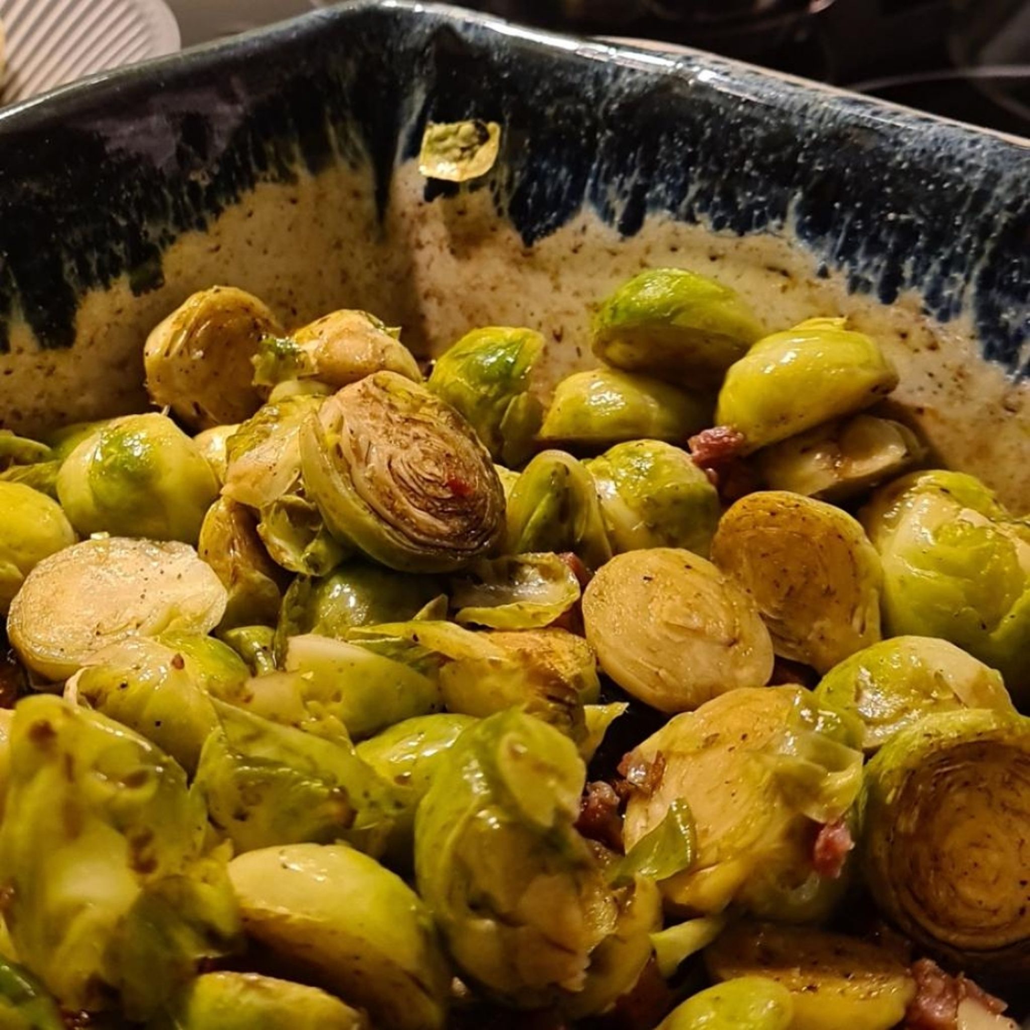 Gerösteter Rosenkohl Mit Feldsalat Und Granatapfelgerösteter Rosenkohl ...