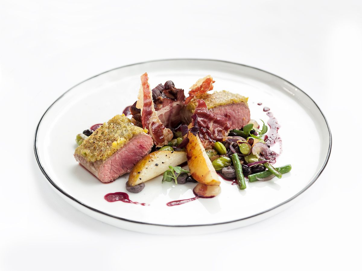 Pistachio-crusted lamb with pears, beans, and bacon | Recipe | Kitchen Stories