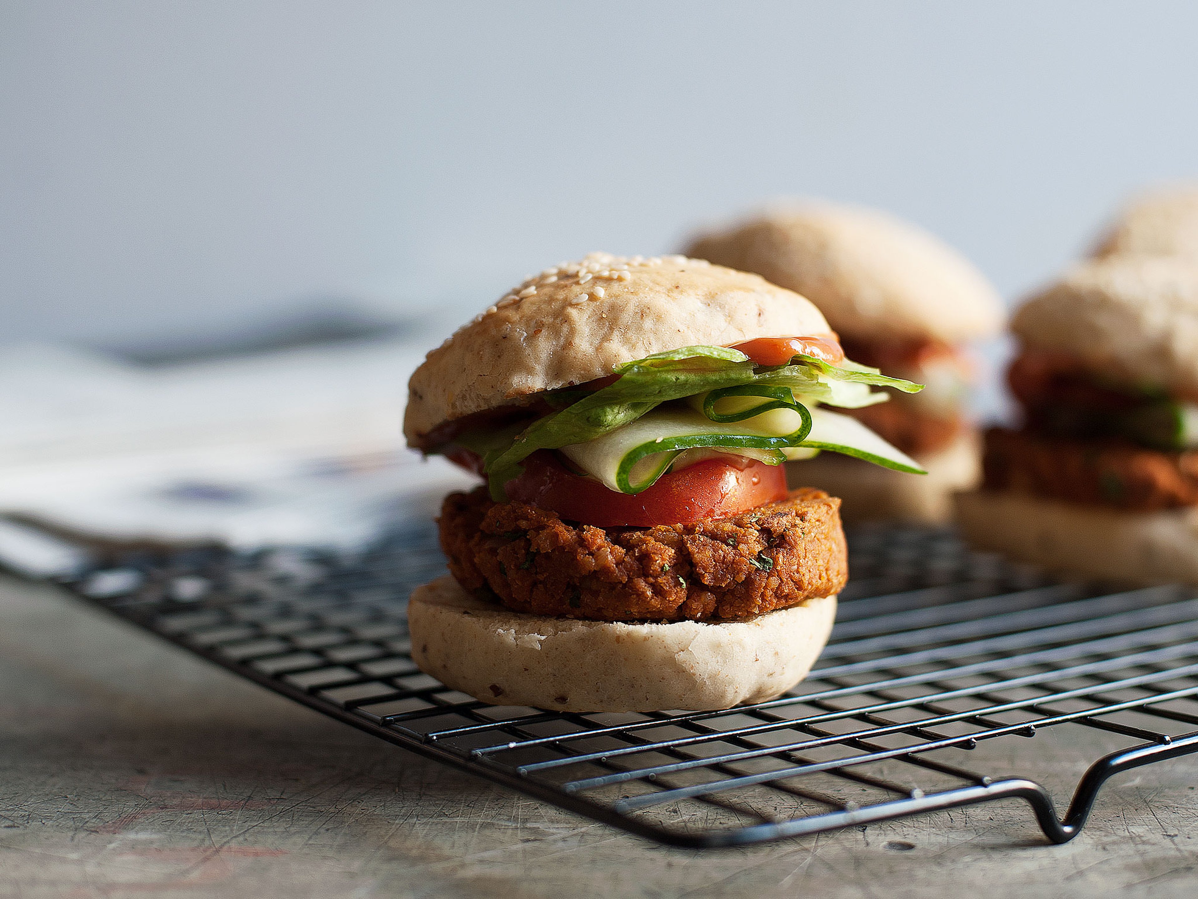 Spicy chickpea burger