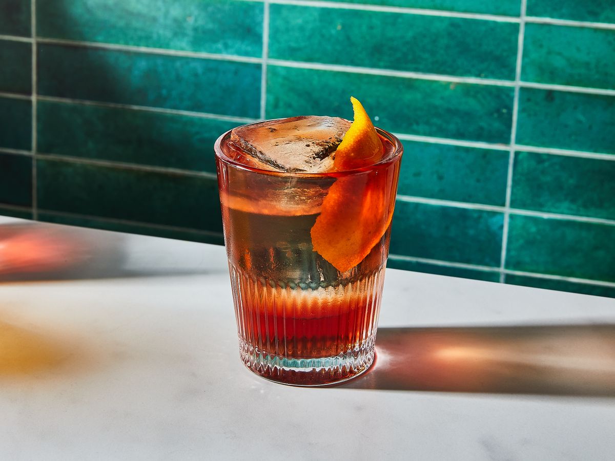 Classic Negroni | Recipe | Kitchen Stories