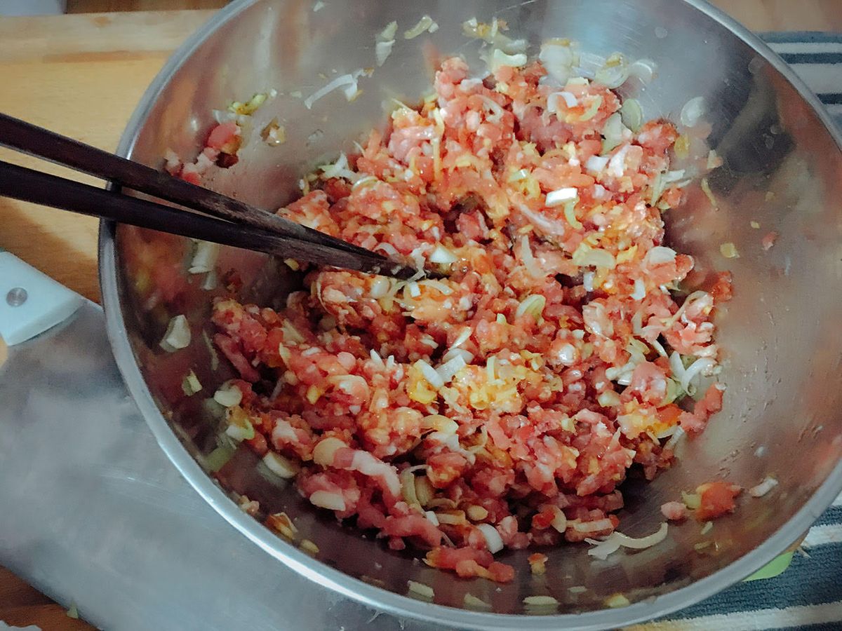 Auberginentaschen mit Schweinehackfleisch | Rezept | Kitchen Stories