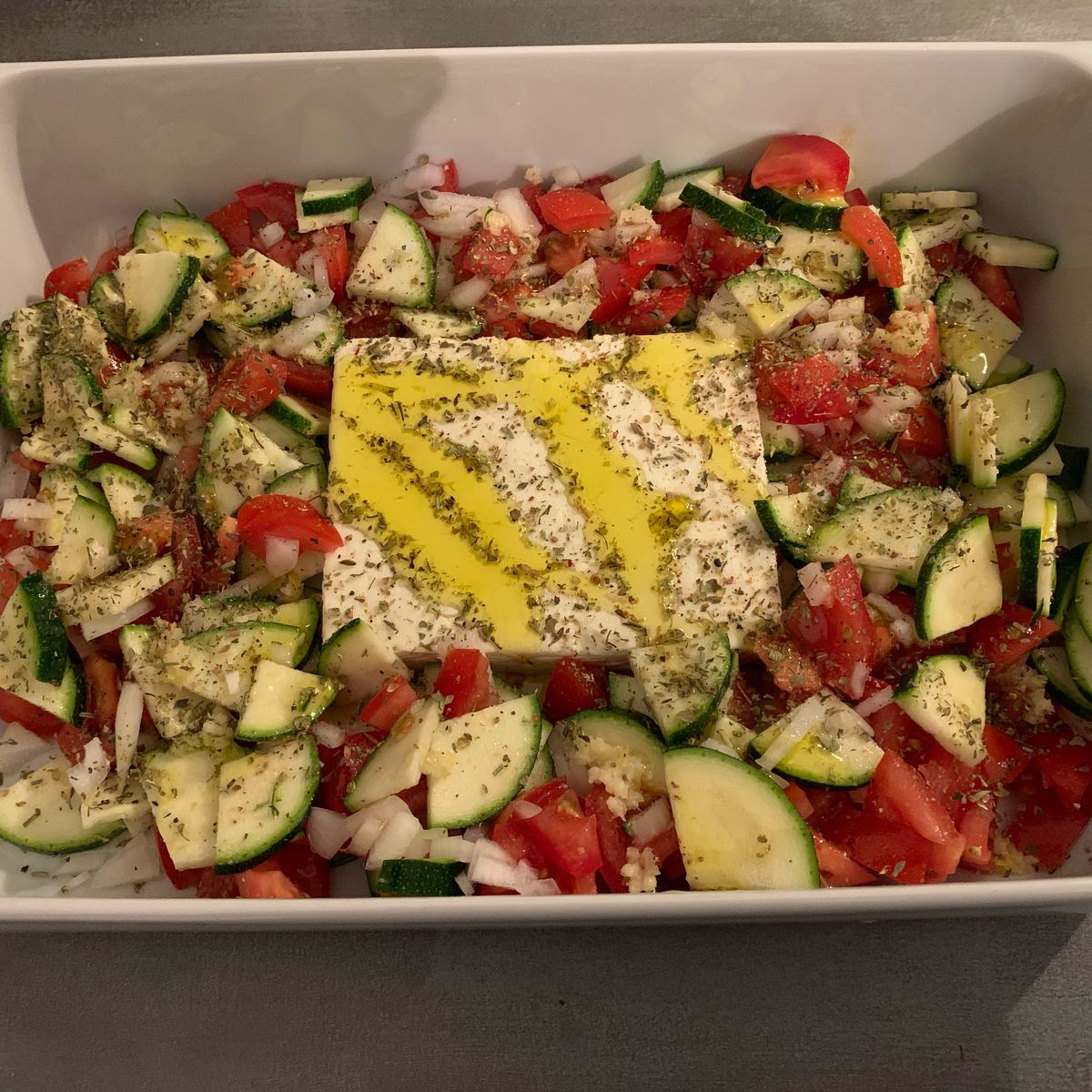 Gemüse Nudeln mit Schafskäse aus dem Ofen | Rezept | Kitchen Stories