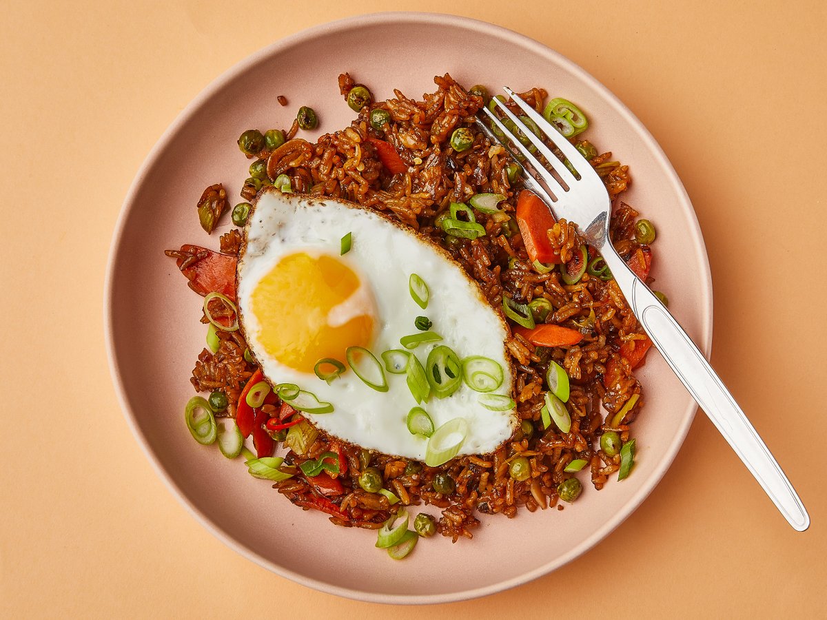 Schnelles Nasi Goreng (indonesischer gebratener Reis) | Rezept ...