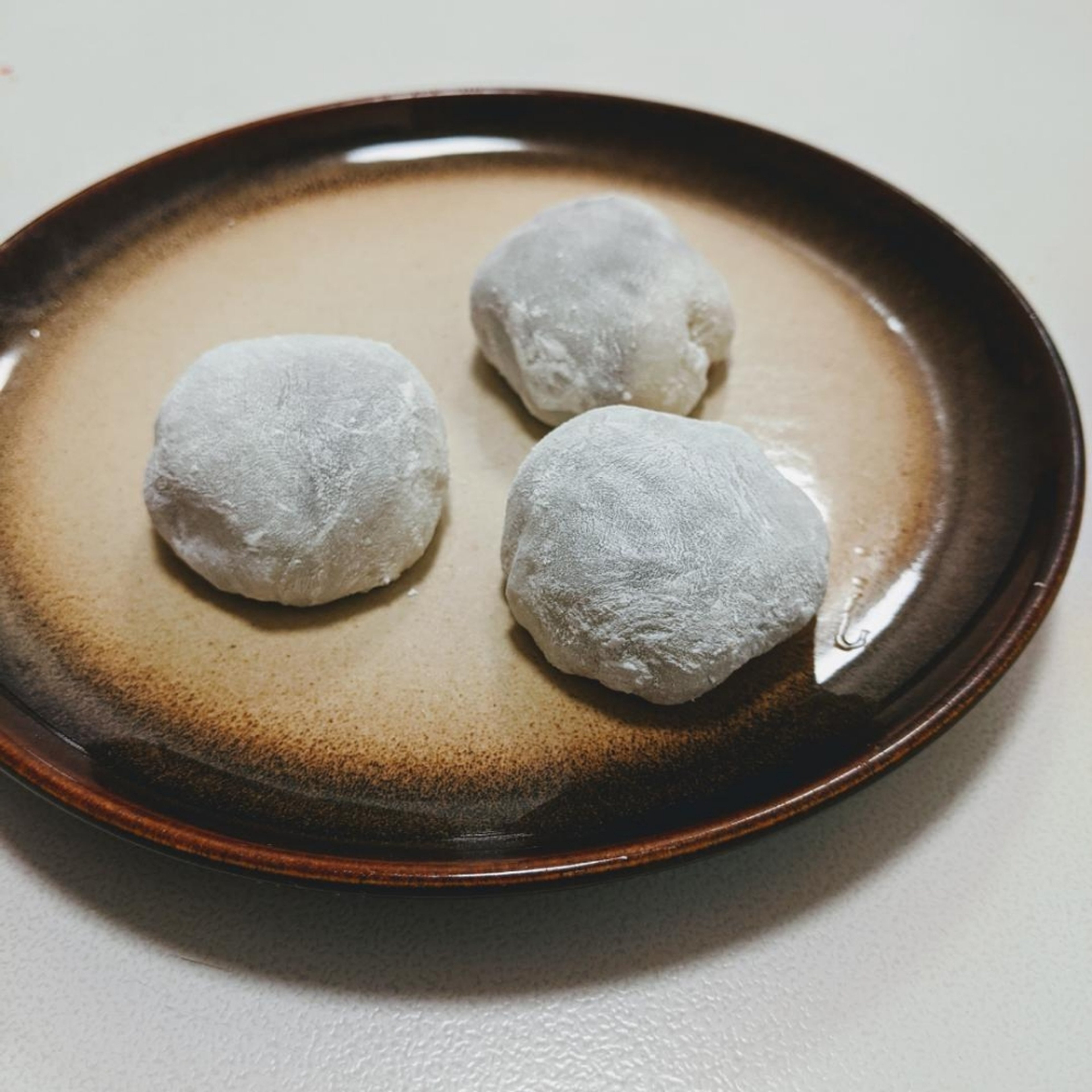 Tender red bean mochi