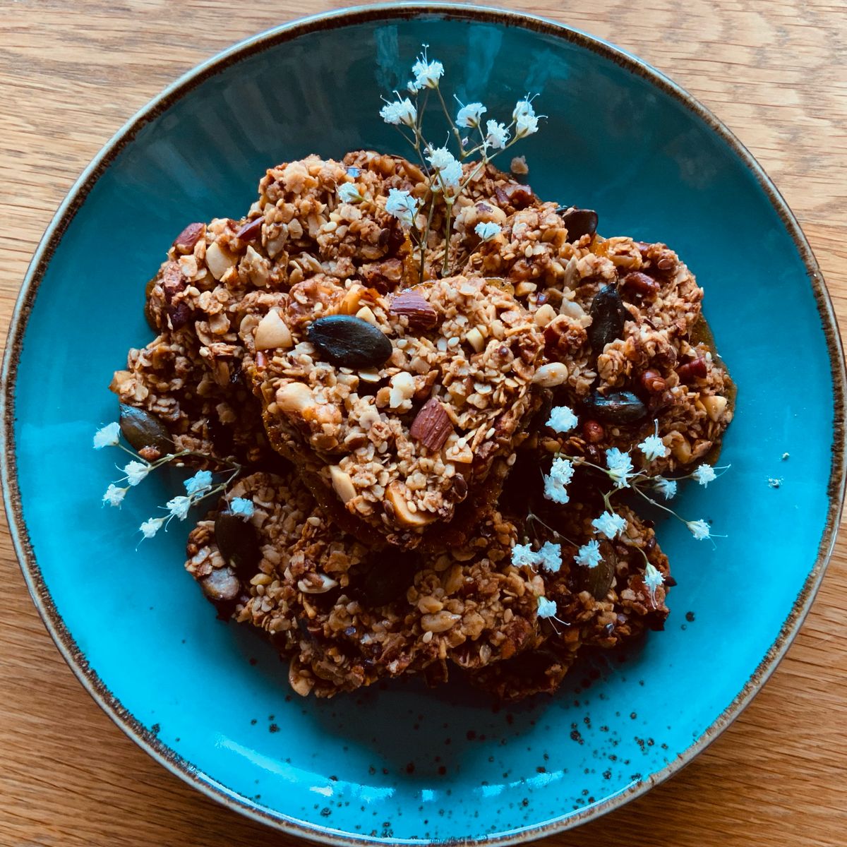 Healthy granola hearts | Recipe | Kitchen Stories