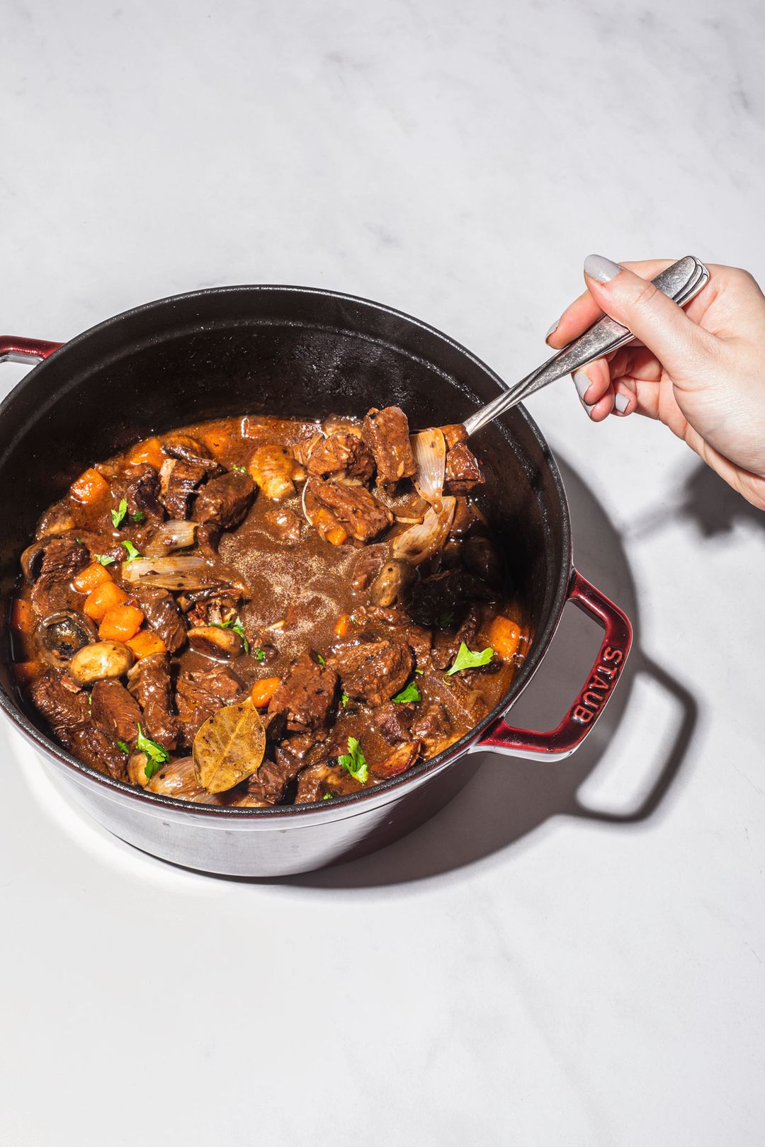 Deftig und zart In 4 Schritten zum perfekten Gulasch Stories Kitchen Stories