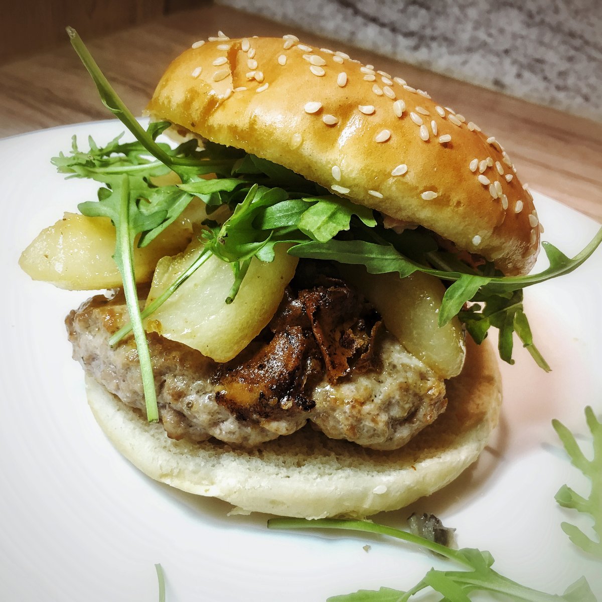 Schneller Burger 🍔 | Rezept | Kitchen Stories