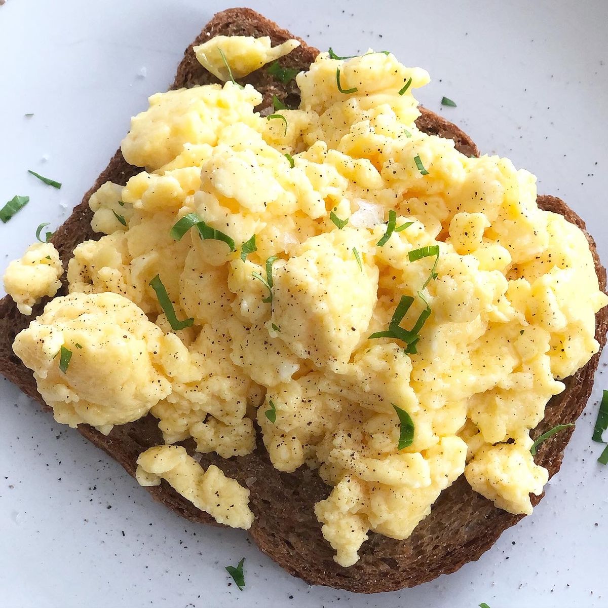 The cheesiest scrambled eggs | Recipe | Kitchen Stories