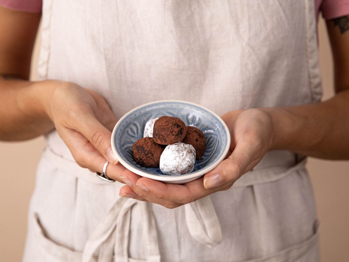 3-ingredient Rumkugeln (Chocolate rum balls) | Recipe | Kitchen Stories