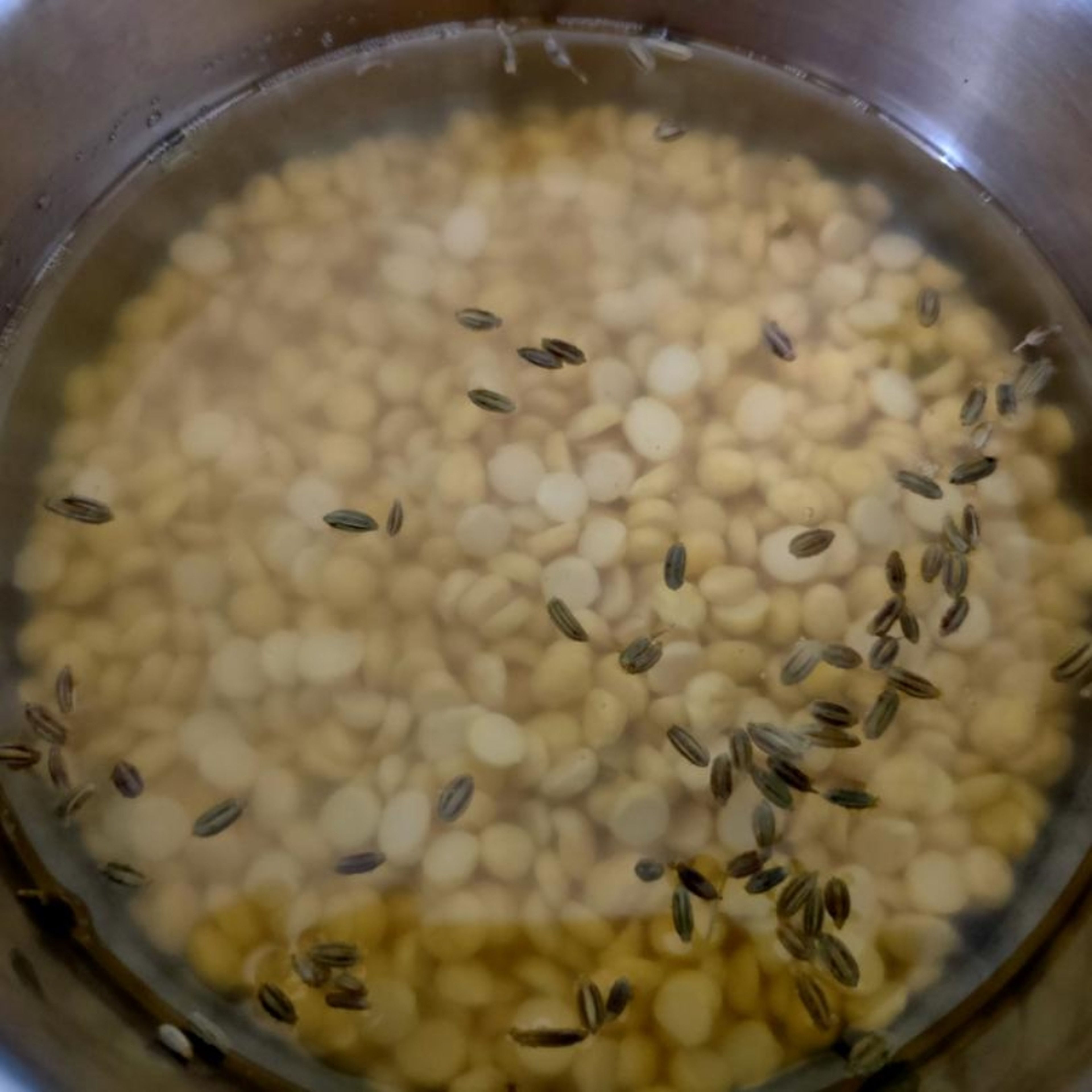 soak the chana dal and fennel seeds for about 2 hrs