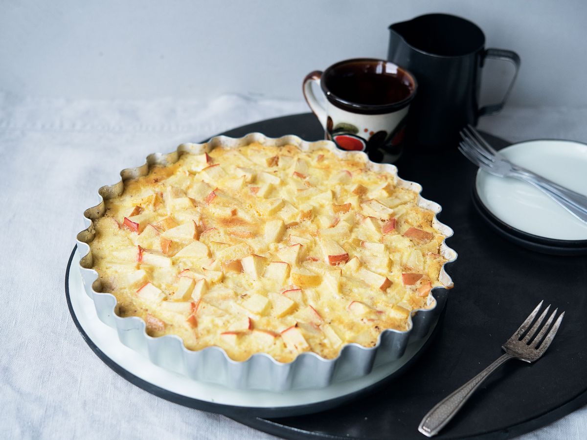Swiss apple cake | Recipe | Kitchen Stories