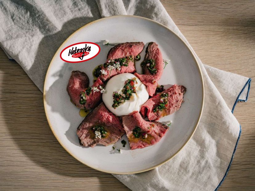 Roastbeef mit Burrata und Chimichurri