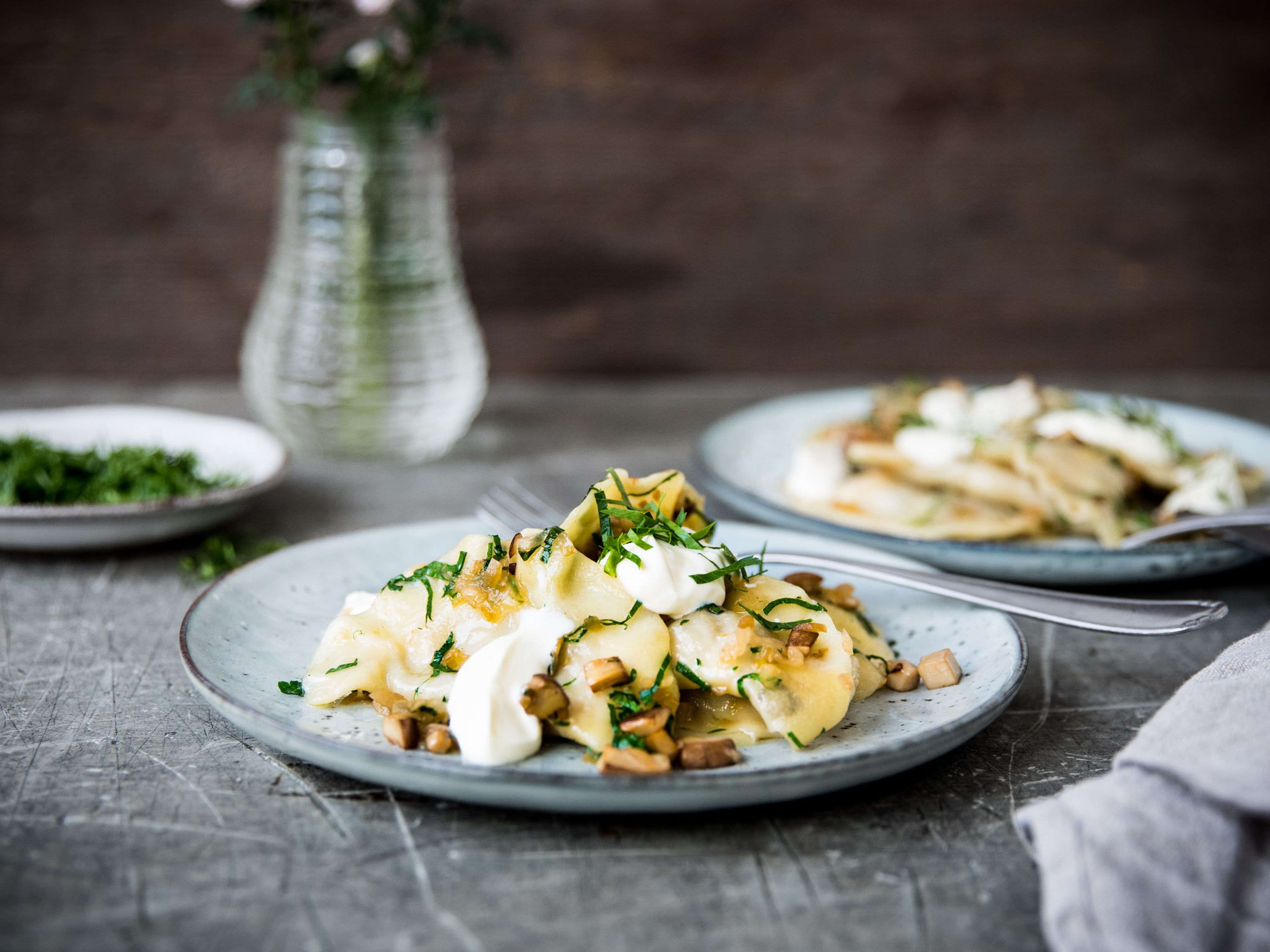 Piroggen mit Sauerkraut-Pilz-Füllung