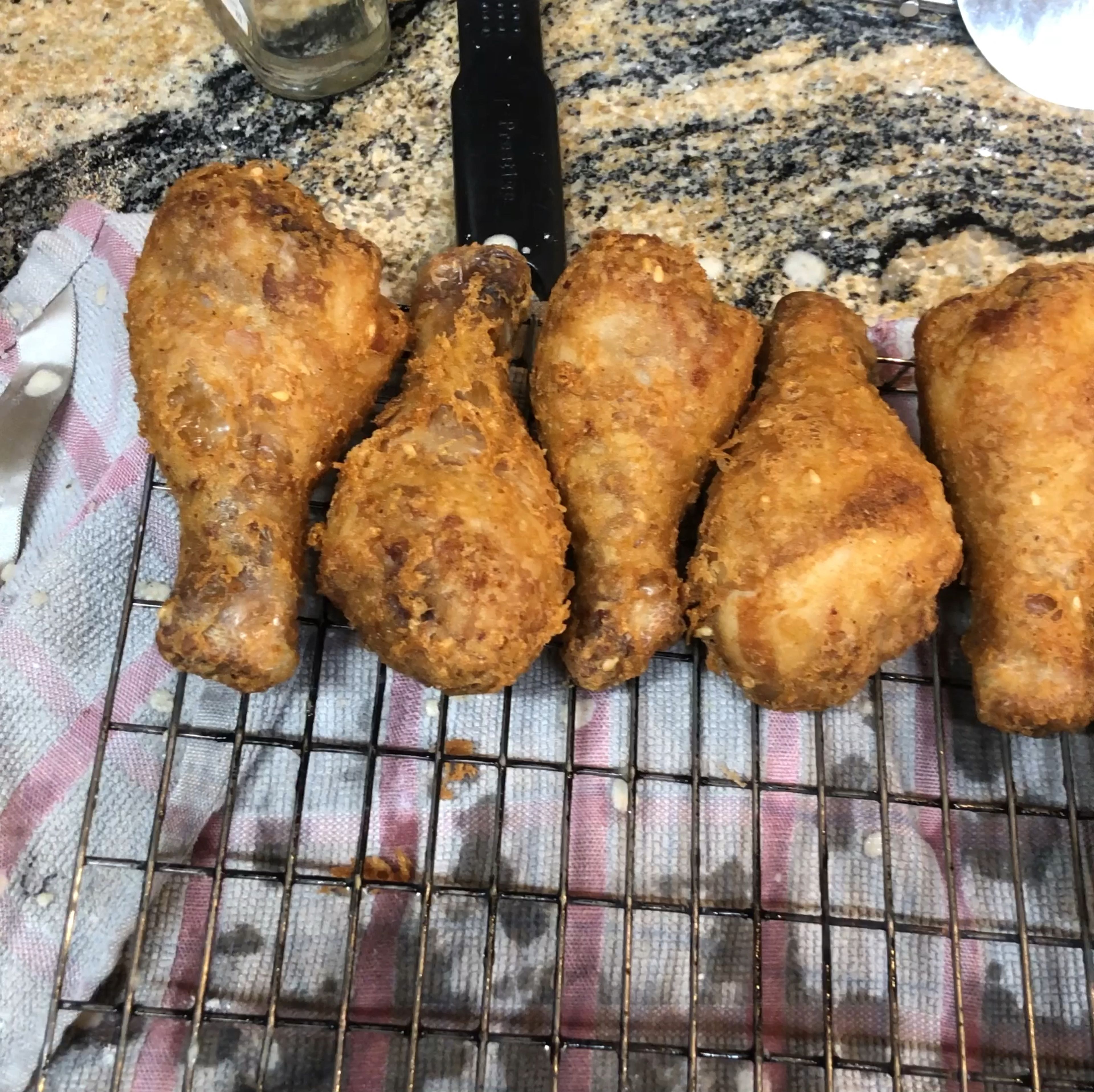 Take the chicken out of the pot and rest them again uncovered until they cool down to room temperature. Usually about 30 minutes.