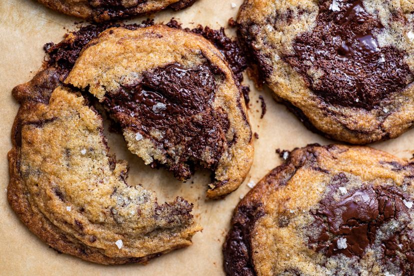 Salty chocolate chunk cookies