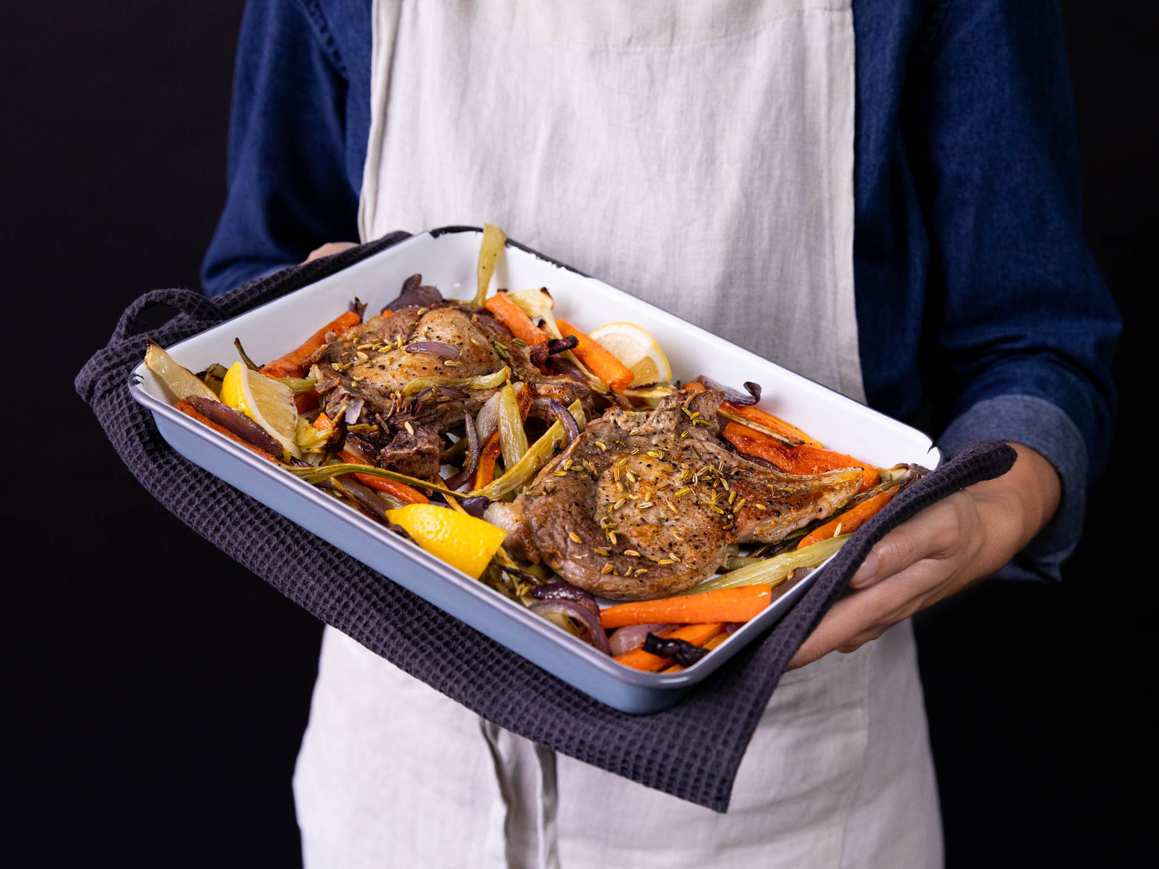 Schweinekoteletts und Herbstgemüse vom Blech mit 5 Zutaten