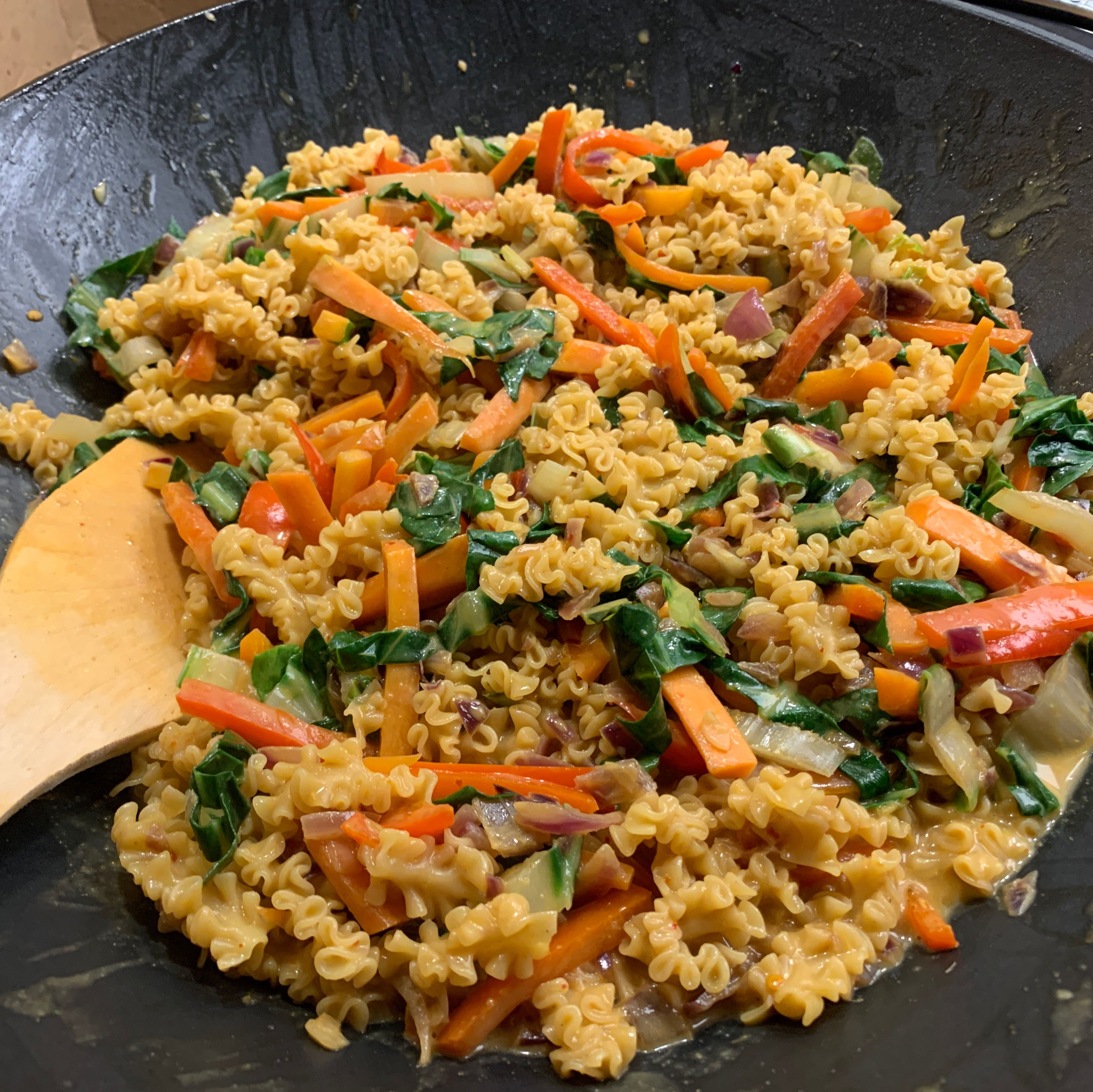 Nudel-Gemüse-Wok