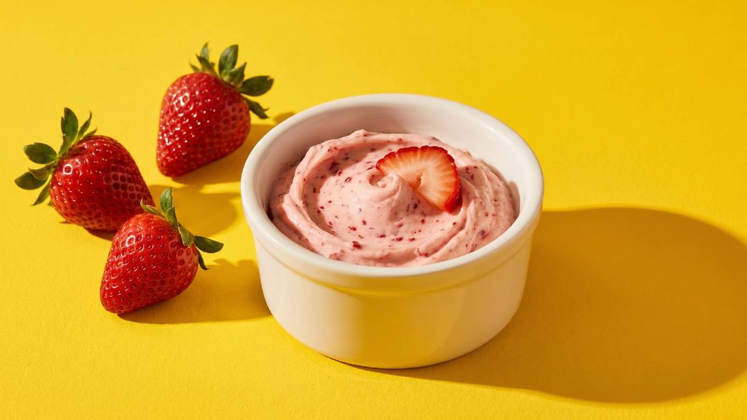 Süße Erdbeerbutter: Ein fruchtiger Aufstrich zum Frühstück