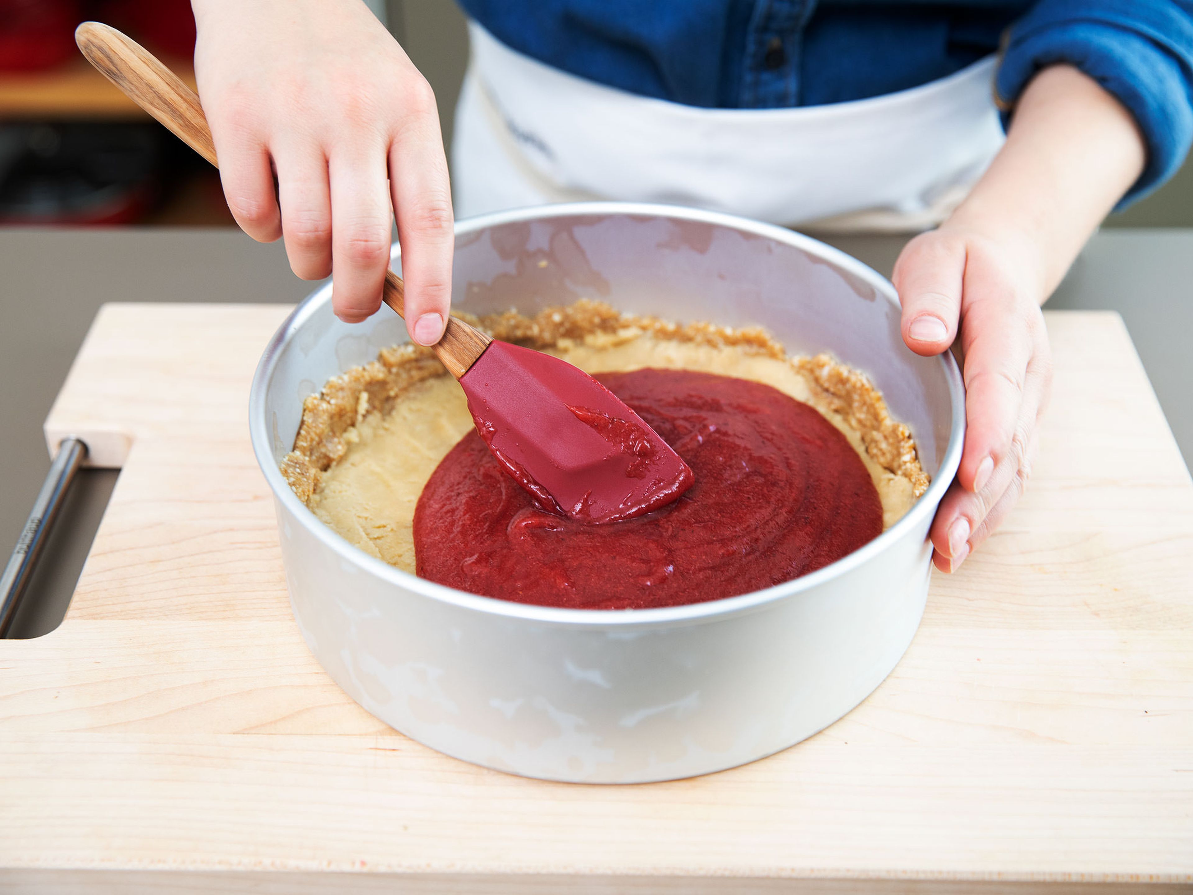 Allow cherry mixture to cool, then spread evenly into the crust. Let rest in the fridge for approx. 2 – 3 hr. Enjoy!